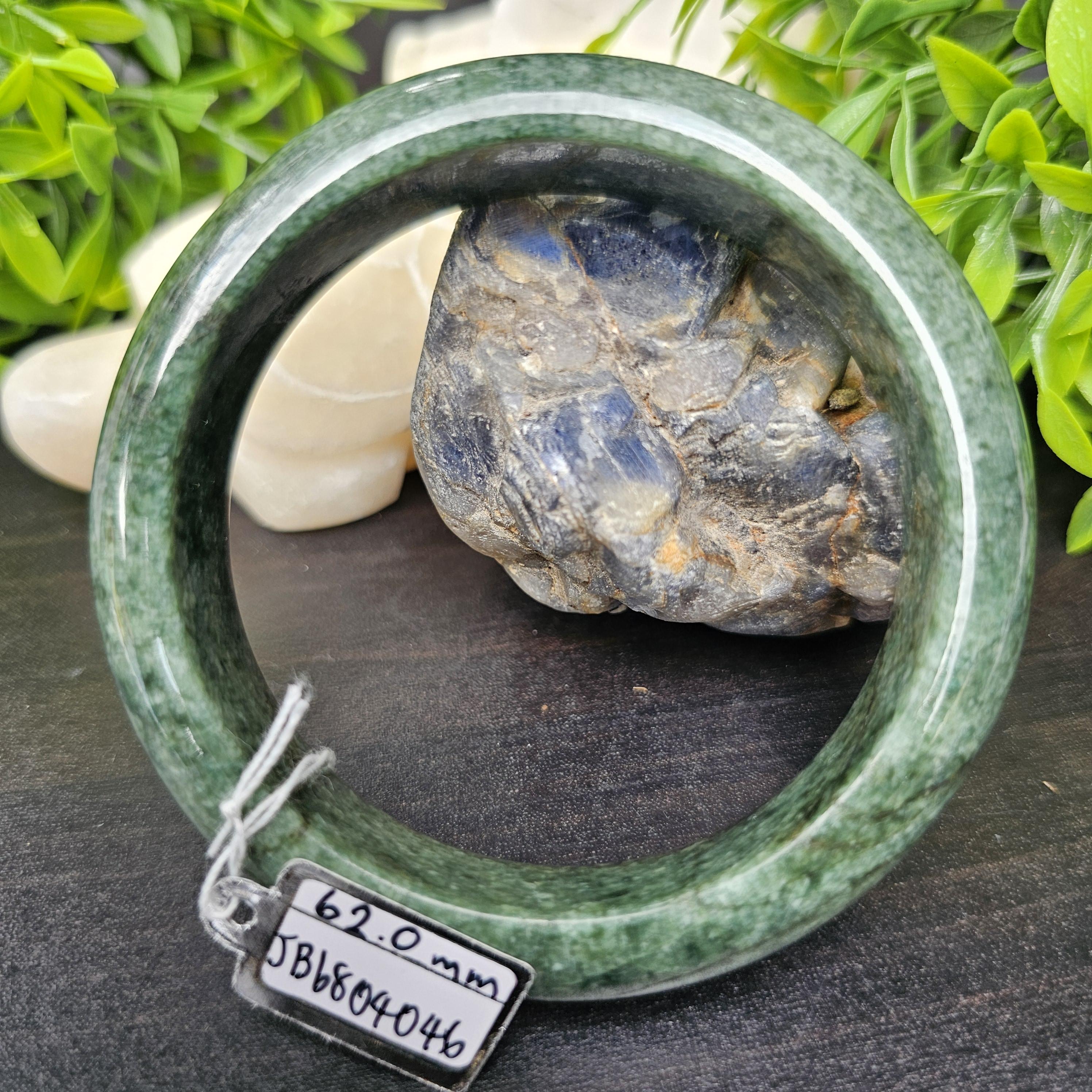 JB6804046 หยก พม่า แท้ Jade กำไลหยก 62.0 มม. (Jadeite bracelet) พม่า (Myanmar)