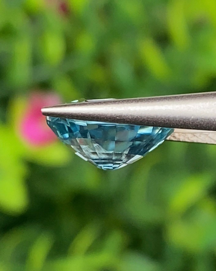 พลอย เพทาย Natural Zircon 5.16 กะรัต (Cts.) พลอยแท้อัญมณีมงคล ประจําวันเกิด เครื่องประดับพลอย