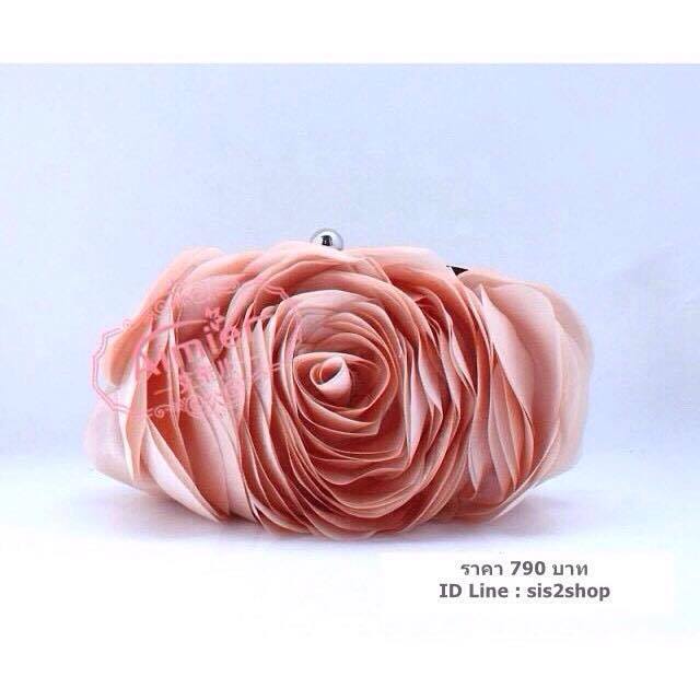 พร้อมส่ง Evening Clutch กระเป๋าออกงาน รูปดอกกุหลาบ เนื้อซาตินสวย พร้อมสายโซ่ สั้น-ยาว