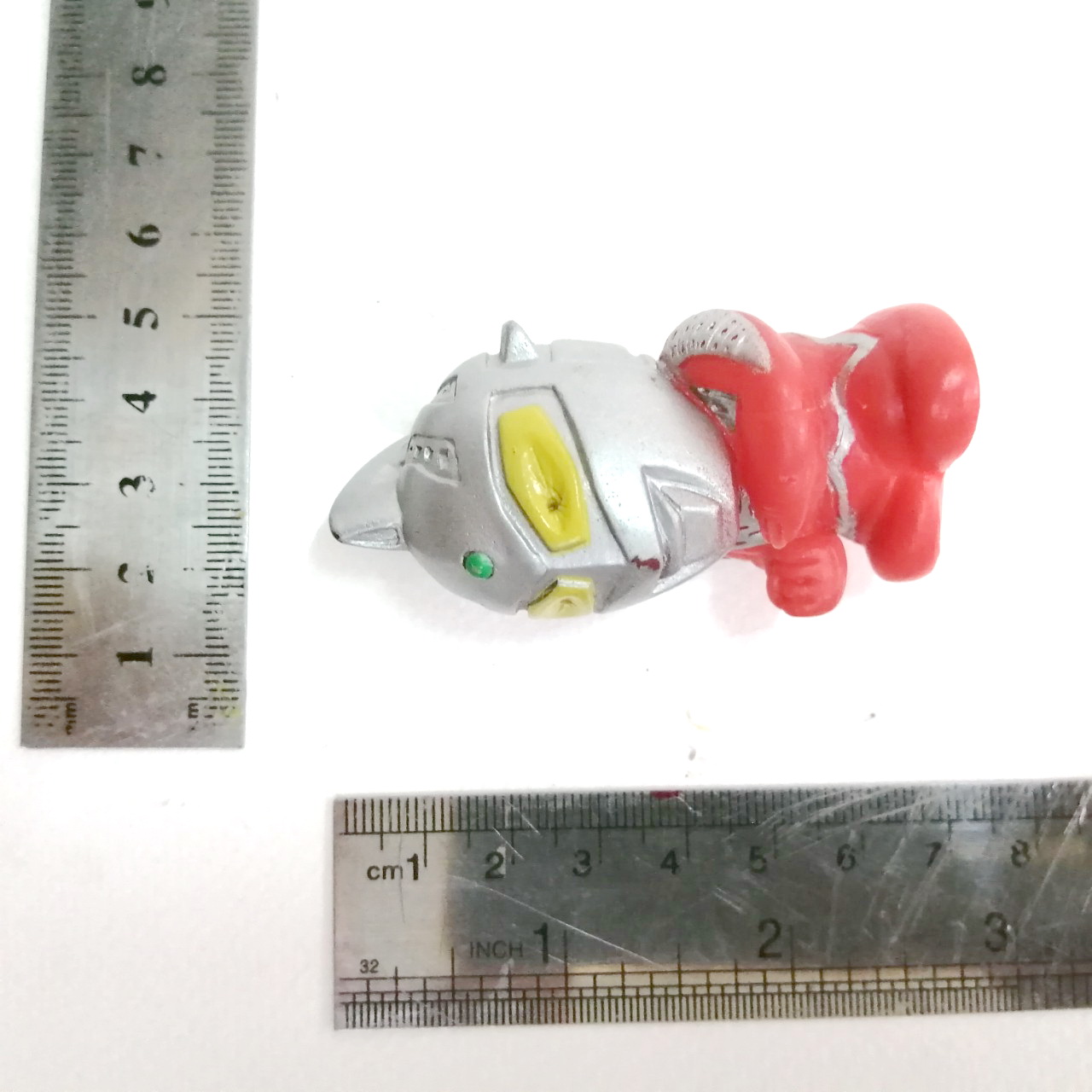 ตุ๊กตายาง ขนาด3นิ้ว อุลตร้าเซเว่นSD ขนาดตามรูป สภาพดีมีรอยบ้าง