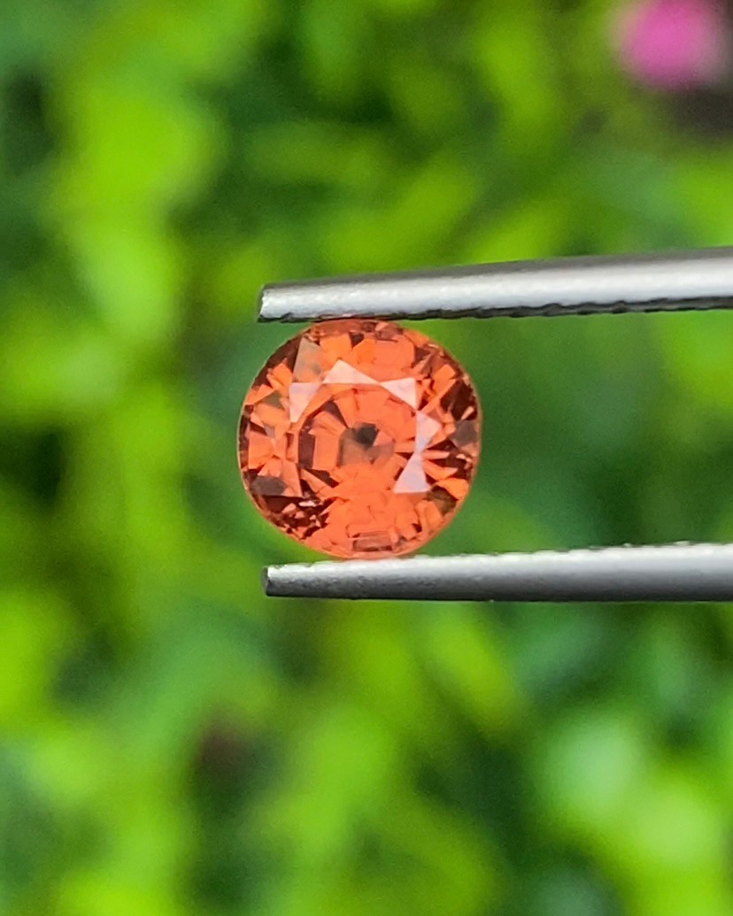 พลอย เพทาย Natural Zircon 1.51 กะรัต (Cts.) พลอยแท้อัญมณีมงคล ประจําวันเกิด เครื่องประดับพลอย