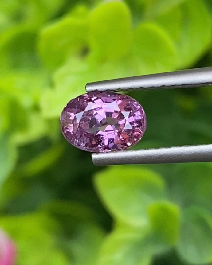 พลอย ชมพู พิ้ง แซฟไฟร์ Pink Sapphire ดิบ Unheated 1.25 กะรัต (Cts.) พลอยแท้ อัญมณีมงคลประจําวันเกิด เครื่องประดับพลอย