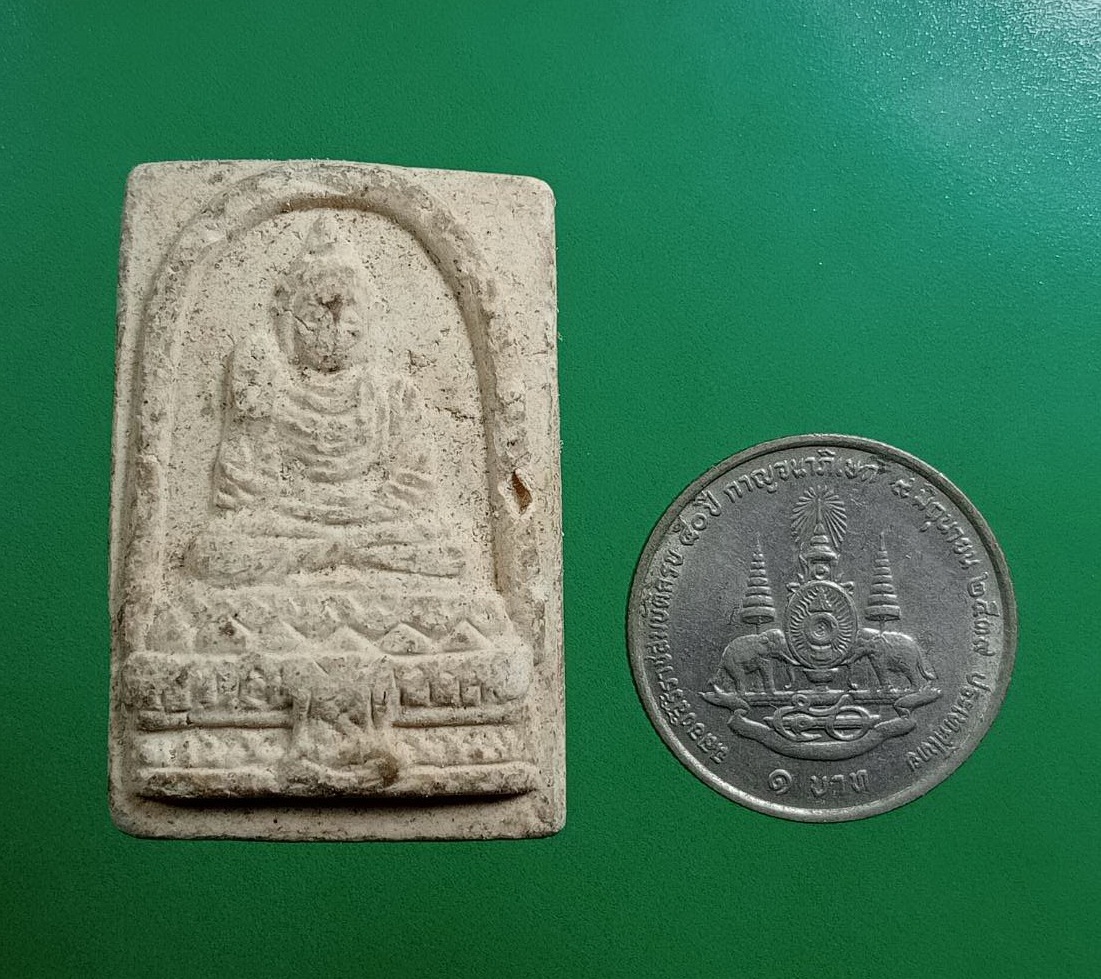 ผ2991 พระผง พระพุทธพระทานพร หลัง หลวงปู่ทวด วัดช้างให้ ทรงช้าง ไม่ทราบที่