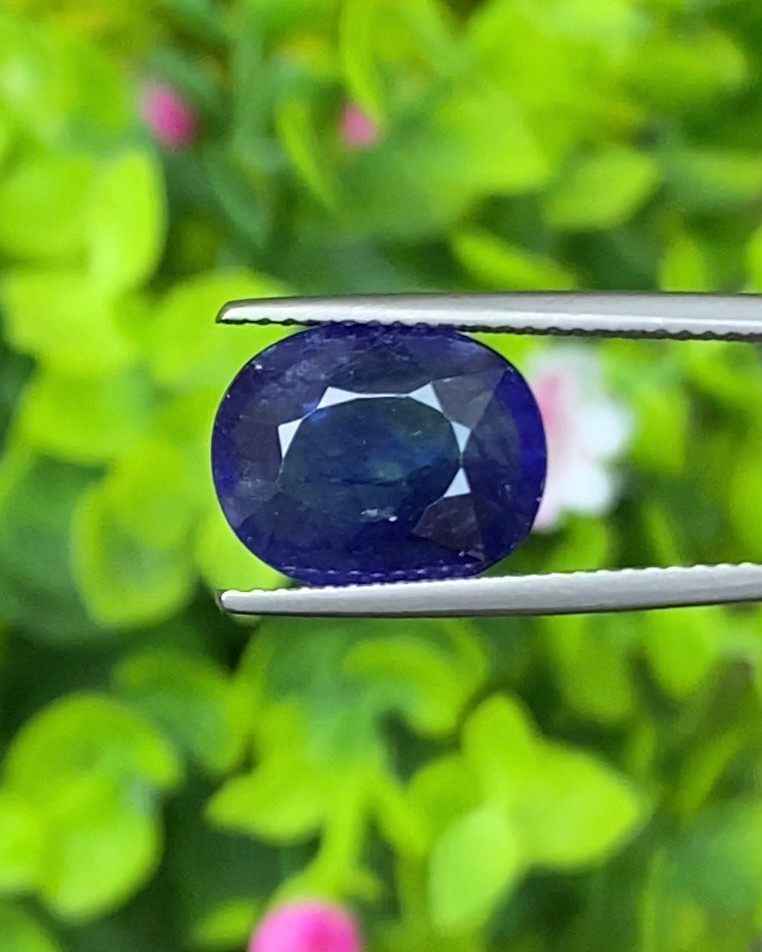 ไพลิน (Blue Sapphire) 5.63 กะรัต (Cts.) พลอยแท้ อัญมณีมงคลประจําวันเกิด เครื่องประดับพลอย