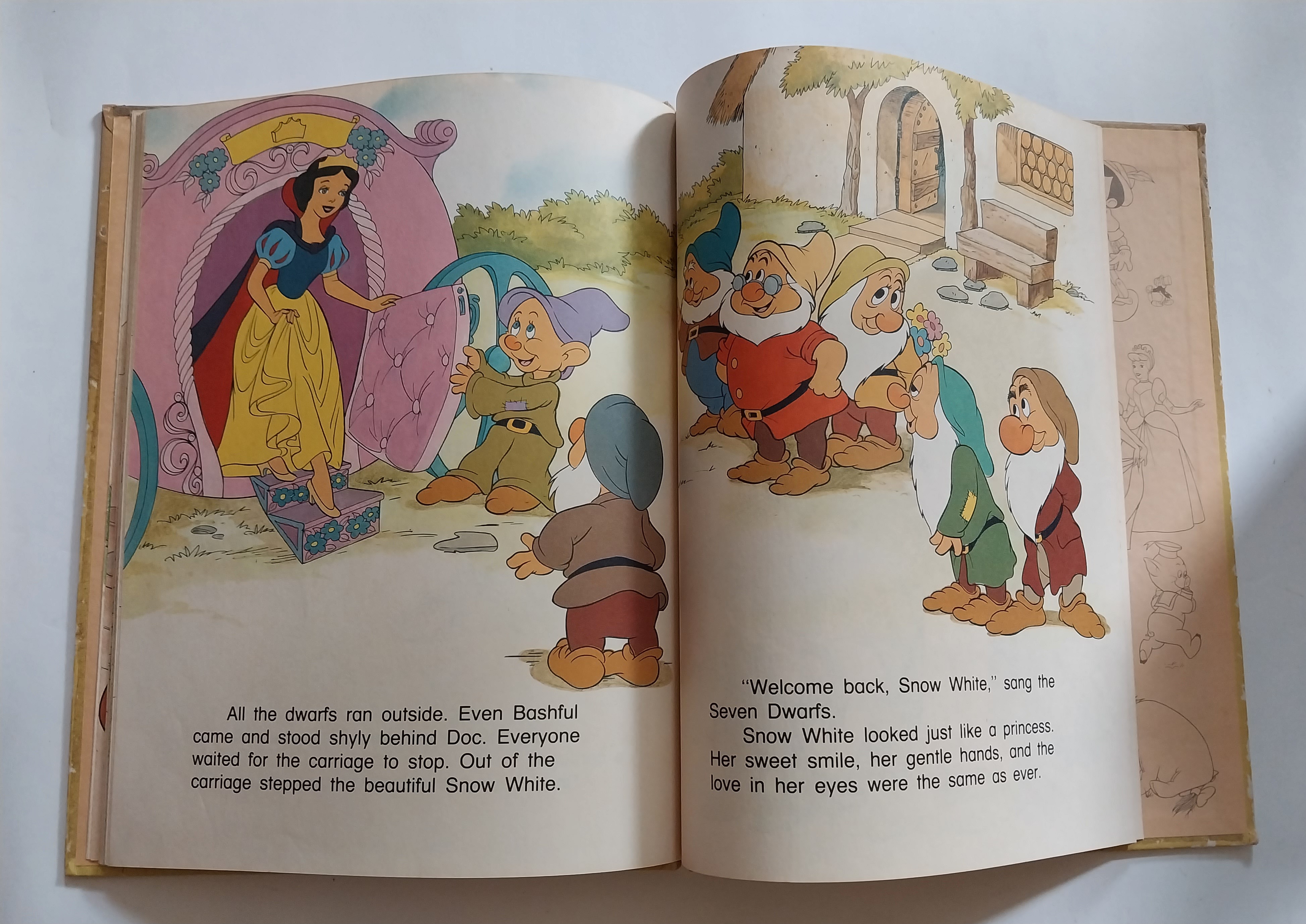 หนังสือนิทานเก่าจาก Walt's Disney ฉบับภาษาอังกฤษ สโนว์ไวท์, Welcome Back Snow White,A Walt Disney Beginning Reader ,A Bantam Book