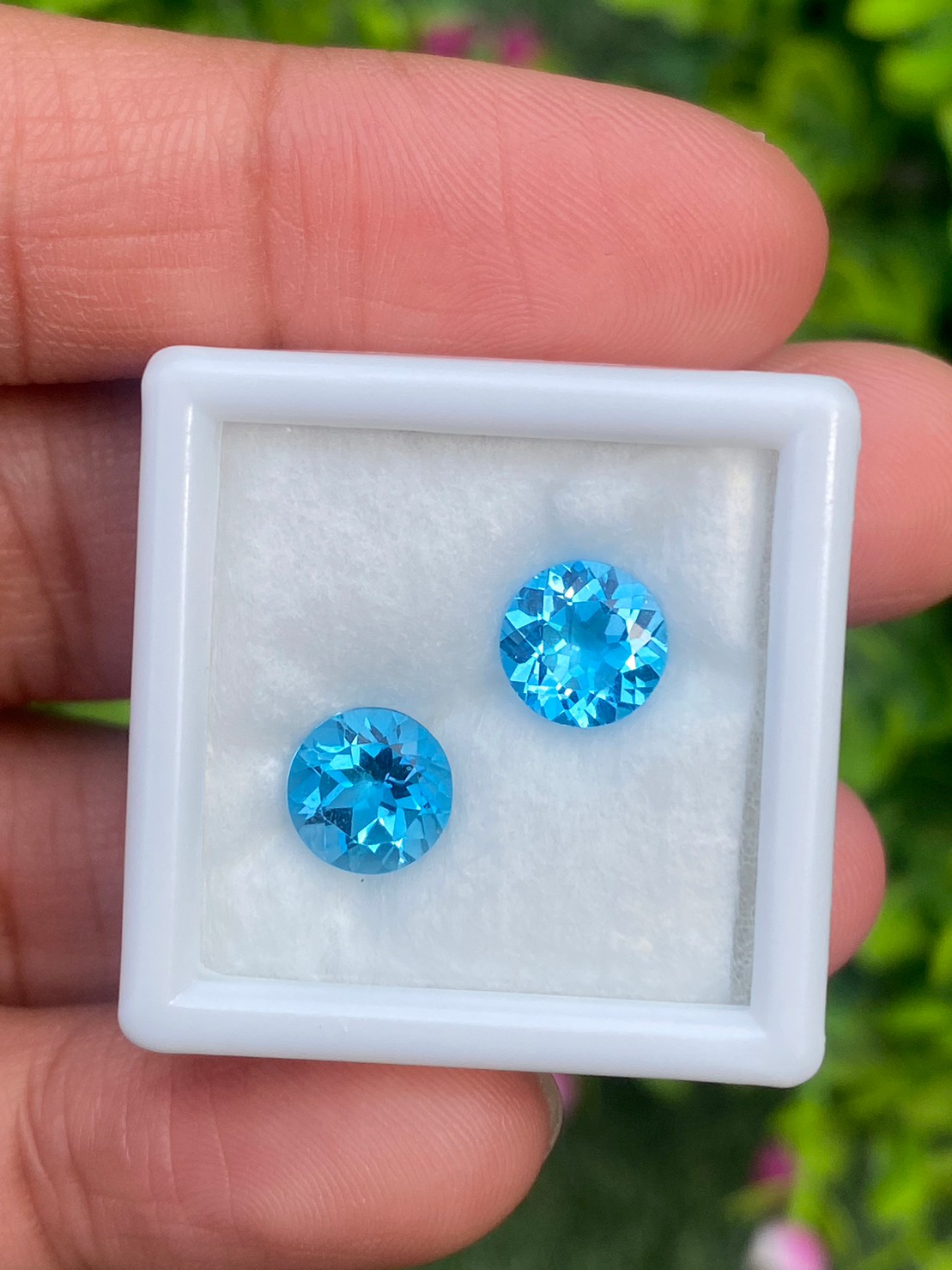 พลอย บลู โทแพซ Blue Topaz 2 เม็ด 3.00 กะรัต พลอยแท้ อัญมณีมงคลประจําวันเกิด เครื่องประดับพลอย