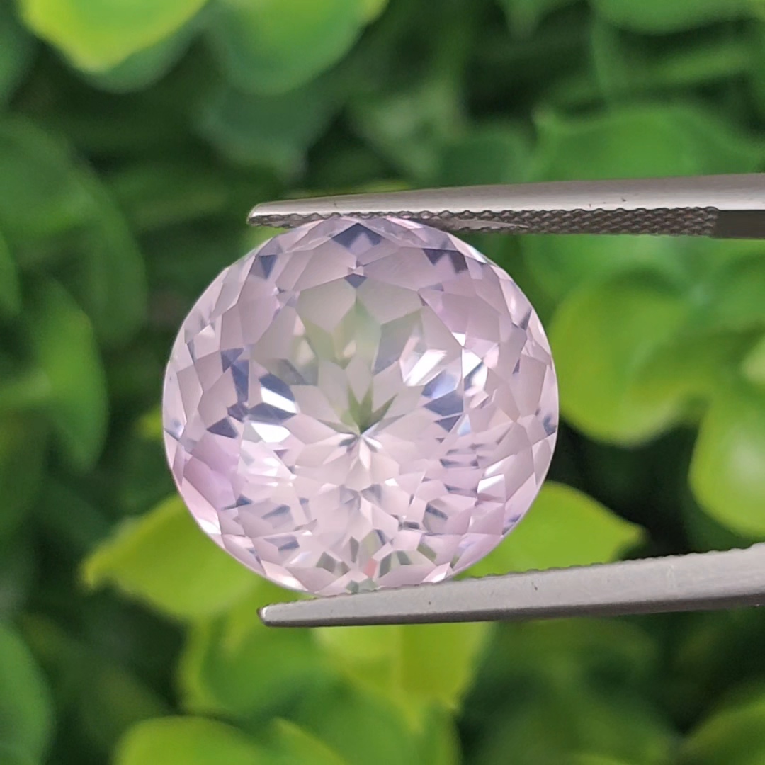 พลอย ลาเวนเดอร์ ควอตซ์ Lavender Quartz 27.72 กะรัต (Cts.) พลอยแท้ อัญมณีมงคลประจําวันเกิด เครื่องประดับพลอย