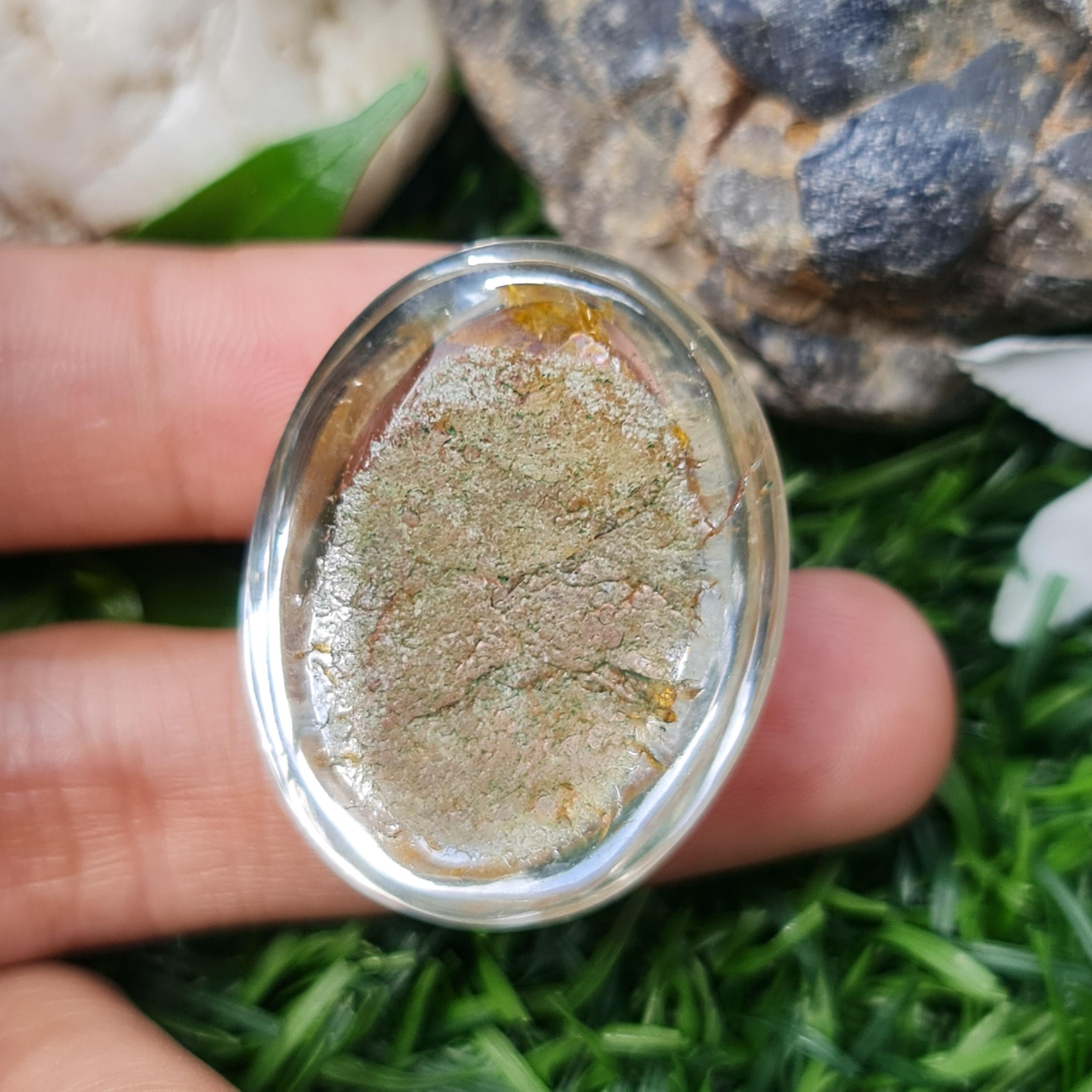 โป่งข่าม ควอตซ์ Rutilated Quartz 103.05 กะรัต Cts. พลอยแท้ อัญมณีมงคลประจําวันเกิด เครื่องประดับพลอย