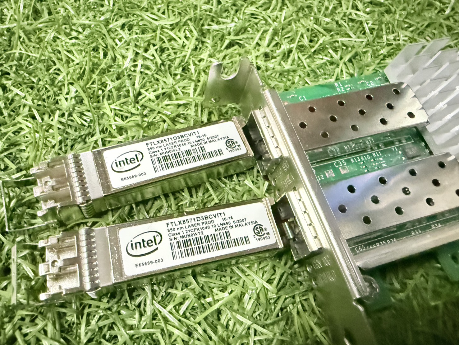 สำหรับ Server Intel Ethernet Converged Network Adapter X520-SR2 การ์ดเครือข่าย (Network Adapter / NIC) แบบ 10GbE มี 4 ใบ