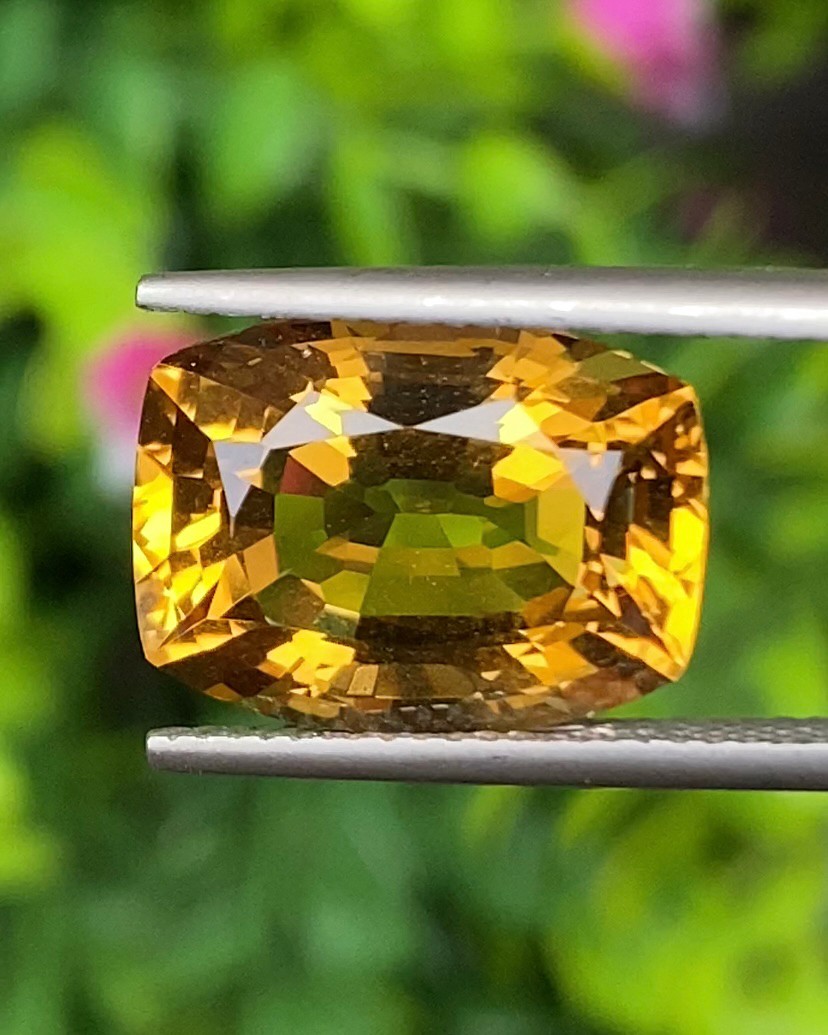 พลอย ซิทริน Citrine 7.10 กะรัต (Cts.) พลอยแท้ อัญมณีมงคลประจําวันเกิด เครื่องประดับพลอย