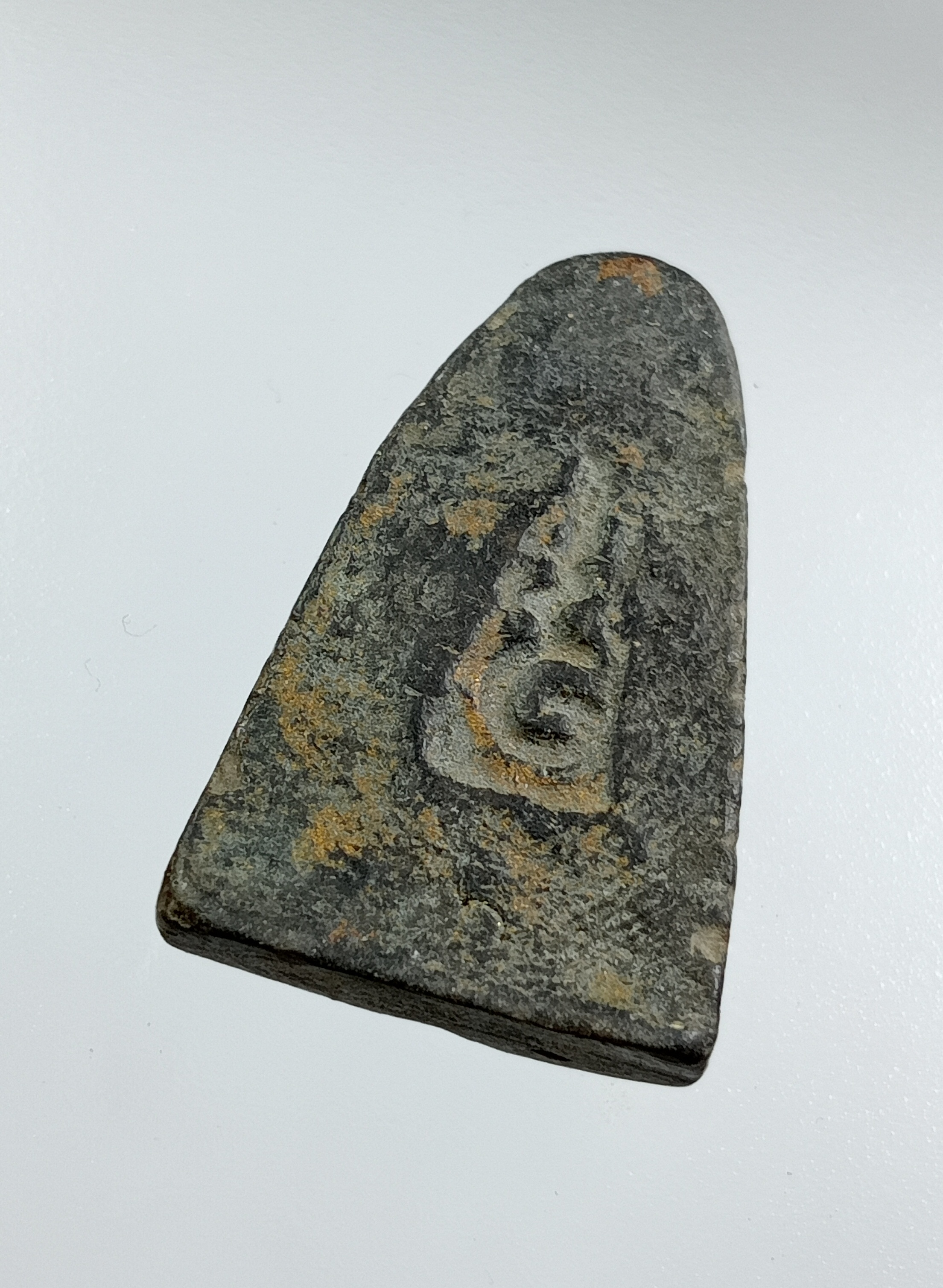 ผ3549 หลวงปู่ทวด วัดช้างให้ หลังยันต์อุ