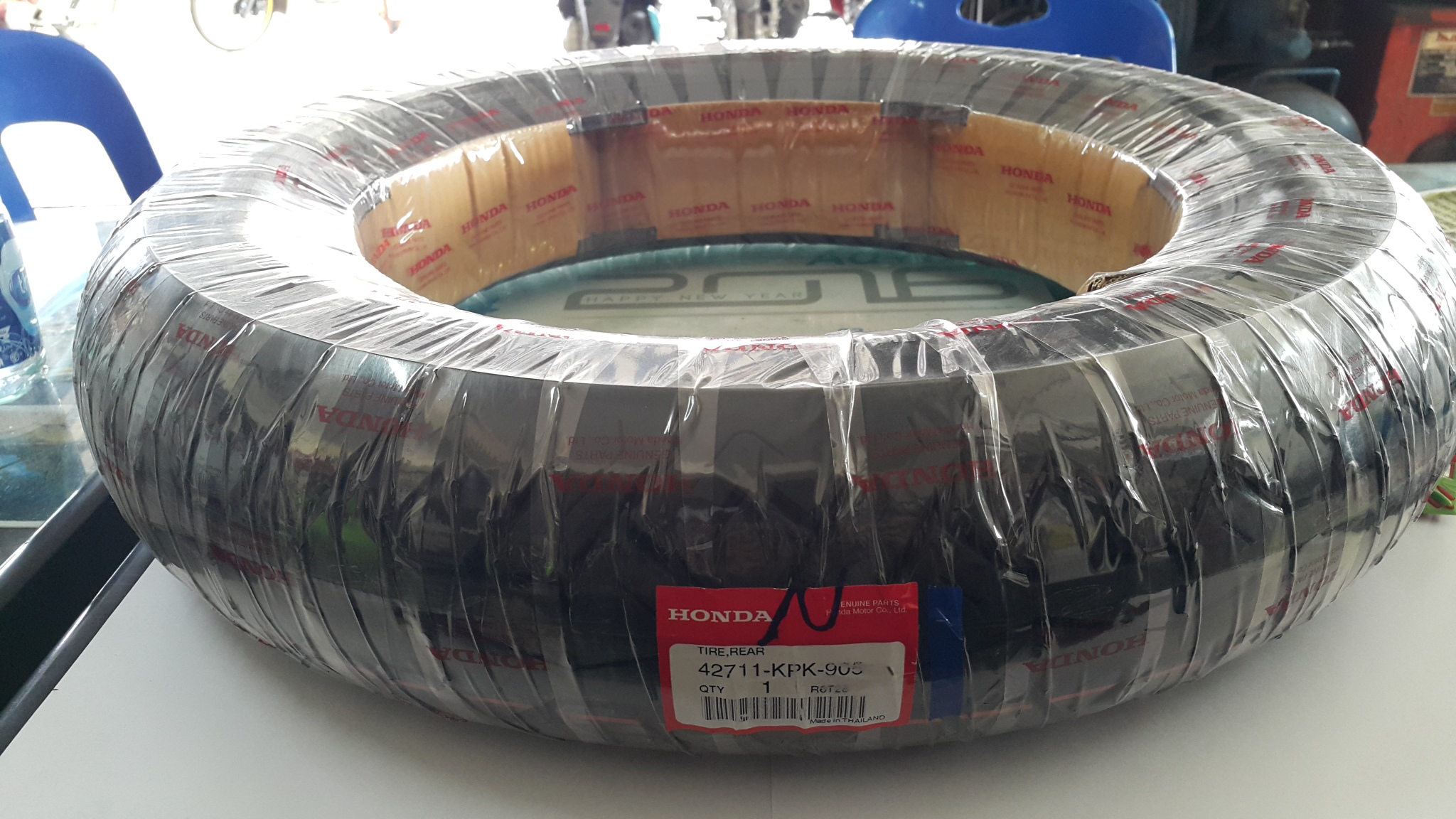 ยางนอกล้อหลังTA200 (แพนท้อม)IRC เบอร์ 130/90-15