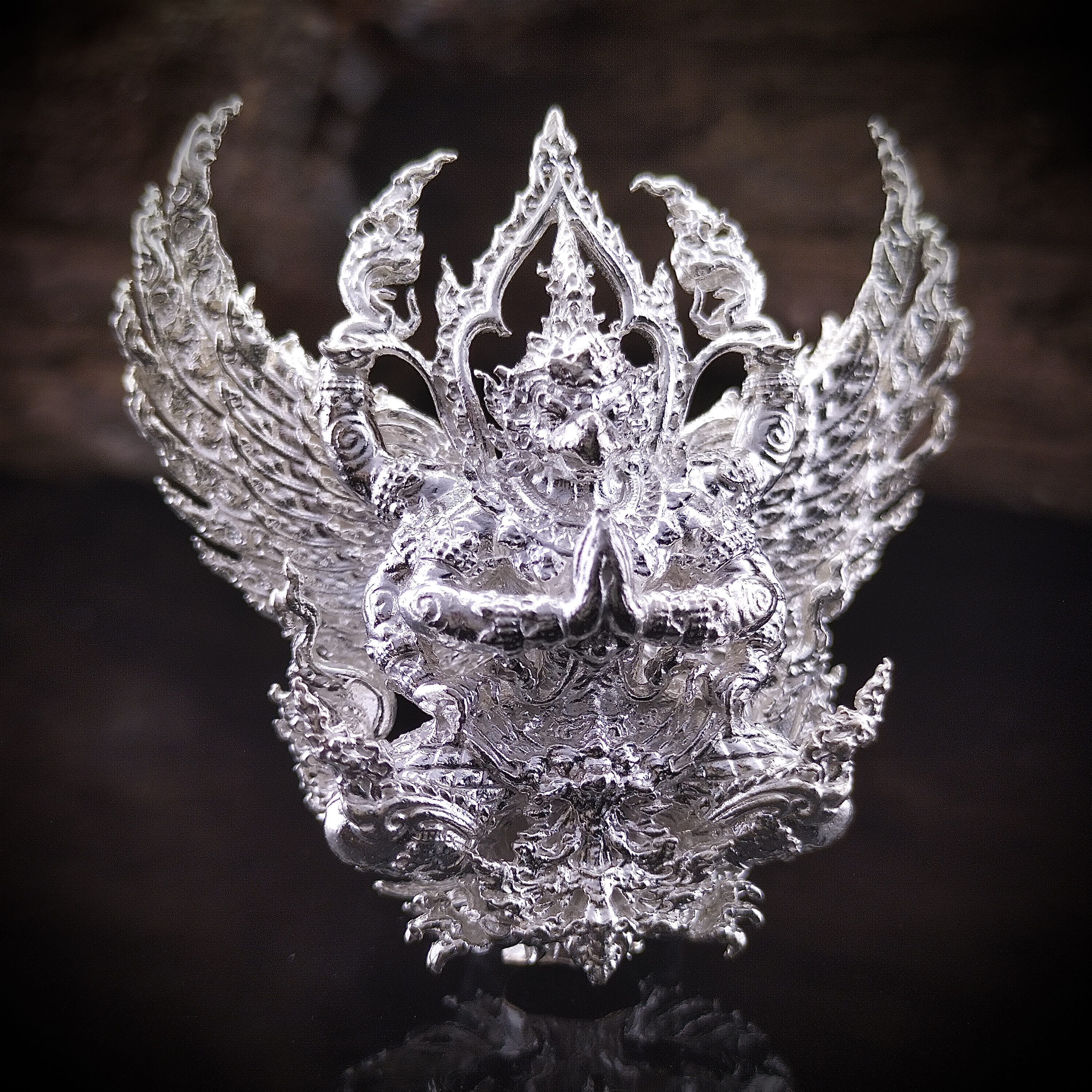 พญาครุฑ รุ่น ชินวโร