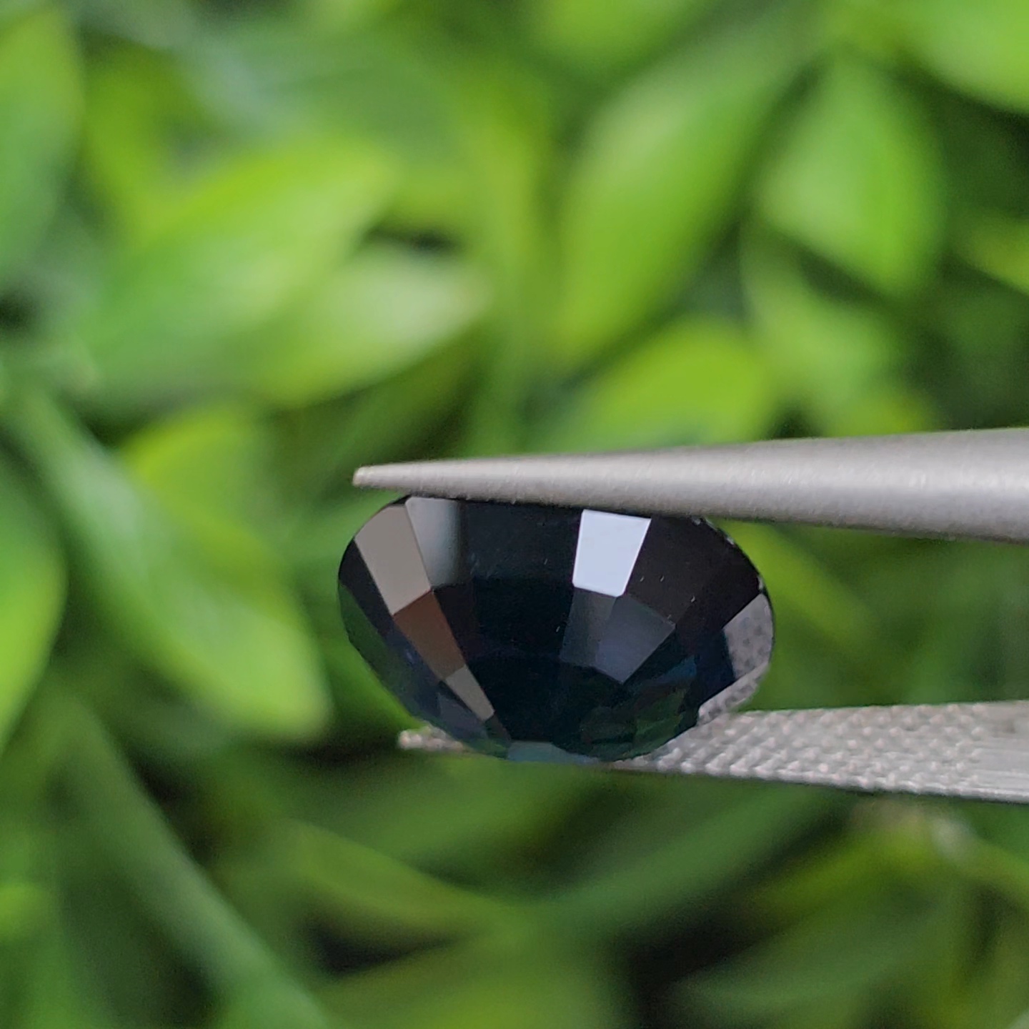 พลอย ไพลิน Blue sapphire 4.54 กะรัต (Cts.) พลอยแท้ อัญมณีมงคลประจําวันเกิด เครื่องประดับพลอย