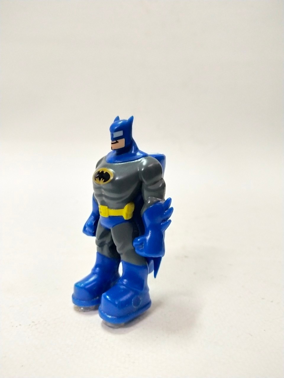 ตุ๊กตายางตัน แบทแมน อนิเมชั่น เวอร์ชั่น ขนาดตามรูป รุ่นแขนโต ยางตัน มือสองสภาพดีมีรอยดีบ้าง