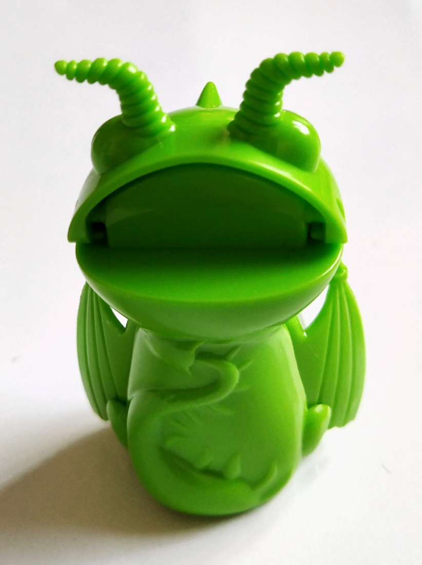 ของเล่น ของสะสม ตุ๊กตาพลาสติก แคแรคเตอร์ จากเรื่อง ไอ้เขี้ยวกุด ตัวขนาดเล็ก เปิดปิดลำตัวที่แบ่งครึ่งซีกได้ ขนาดตามภาพ ขายทั้งชุด4ตัว