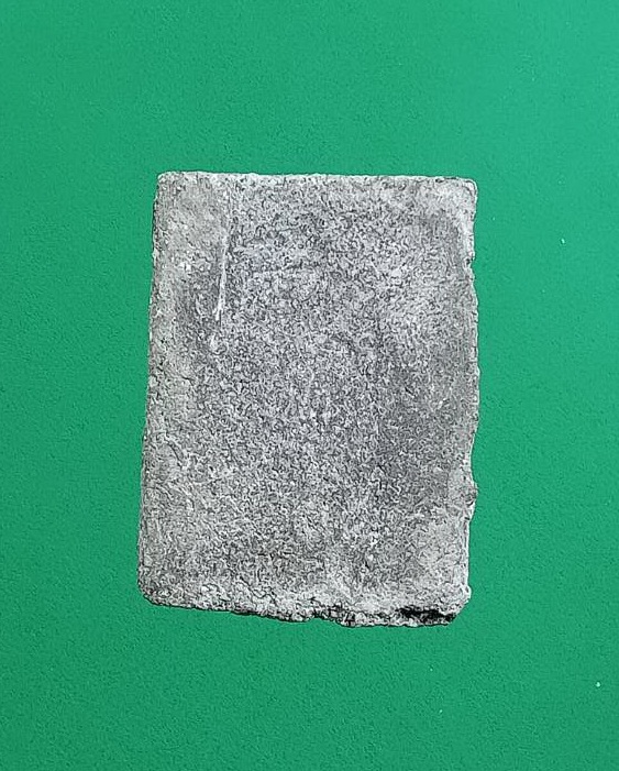 ผ3014 นางกวักเนื้อผงใบลาน พิมพ์เล็ก ไม่ทราบที่