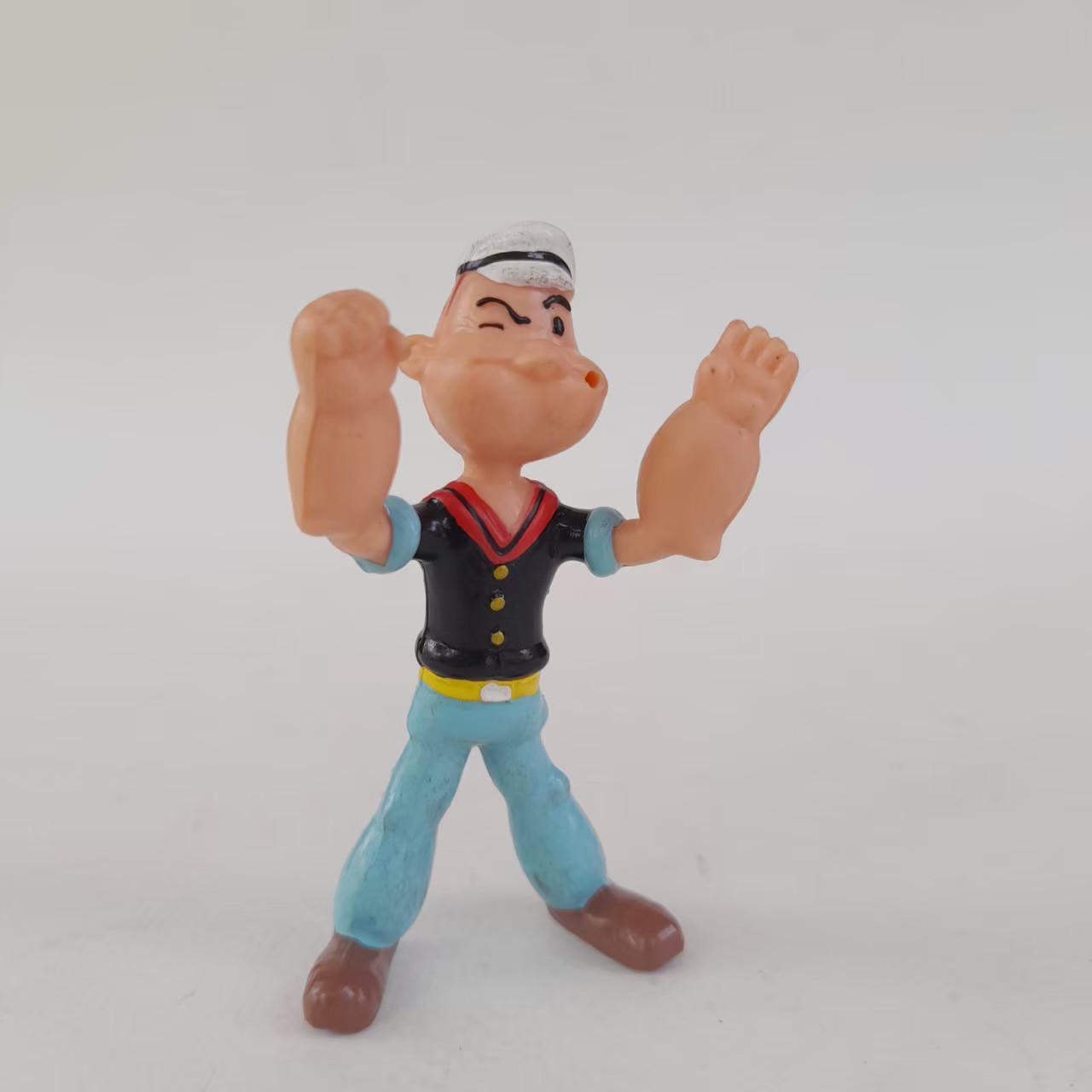 ฟิกเกอร์ ยางดัด ป๊อบอาย ขนาดตามรูป งานเก่าเก็บ มีตราปั๊ม ของมีตามภาพ มือสองสภาพดีมีรอยบ้าง ค่อนข้างหายากมาก ไม่พบบ่อย