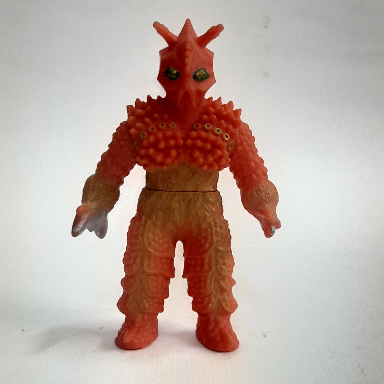 มีหลายภาพ ,ซอฟ 3.5-4นิ้ว สัตว์ประหลาดมนุษย์ดาว ไจแอ้นท์ ยาพลู จากอุลตร้าแมนเอ/เอซ มือสองสภาพดี มีรอยบ้าง