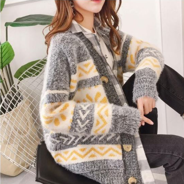 คาร์ดิแกนกันหนาวรุ่นหนา เสื้อคลุมไหมพรมขนนุ่มถักลายวินเทจ (12275B)