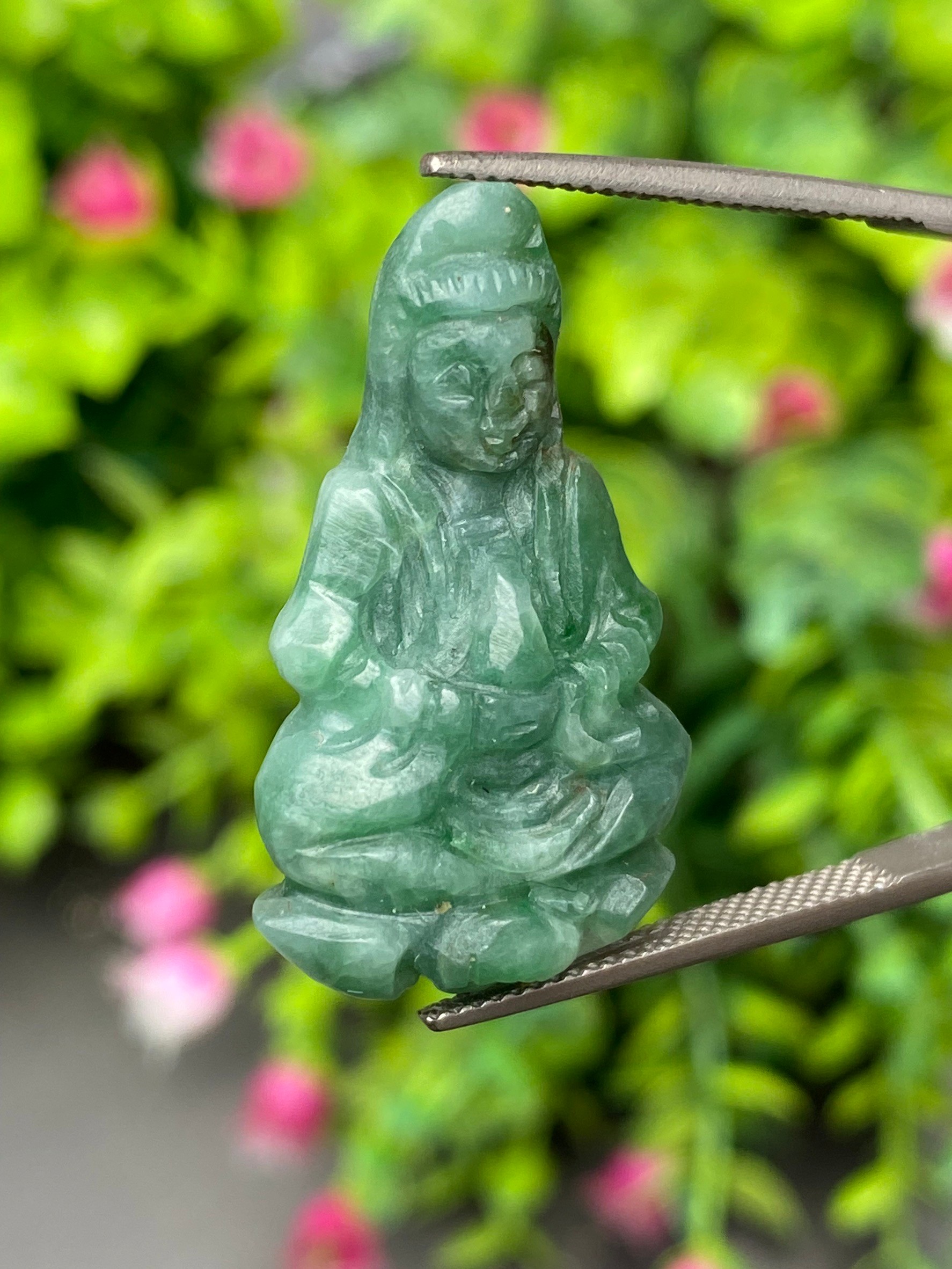 หยก แกะสลัก รูป เจ้าแม่กวนอิม (Burmese jadeite) 28.34 กะรัต (cts.) หยก พม่า แท้