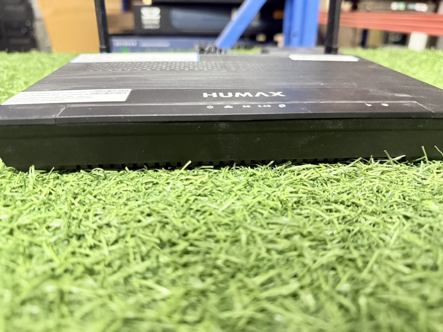 Router HUMAX HV100-02 Roter