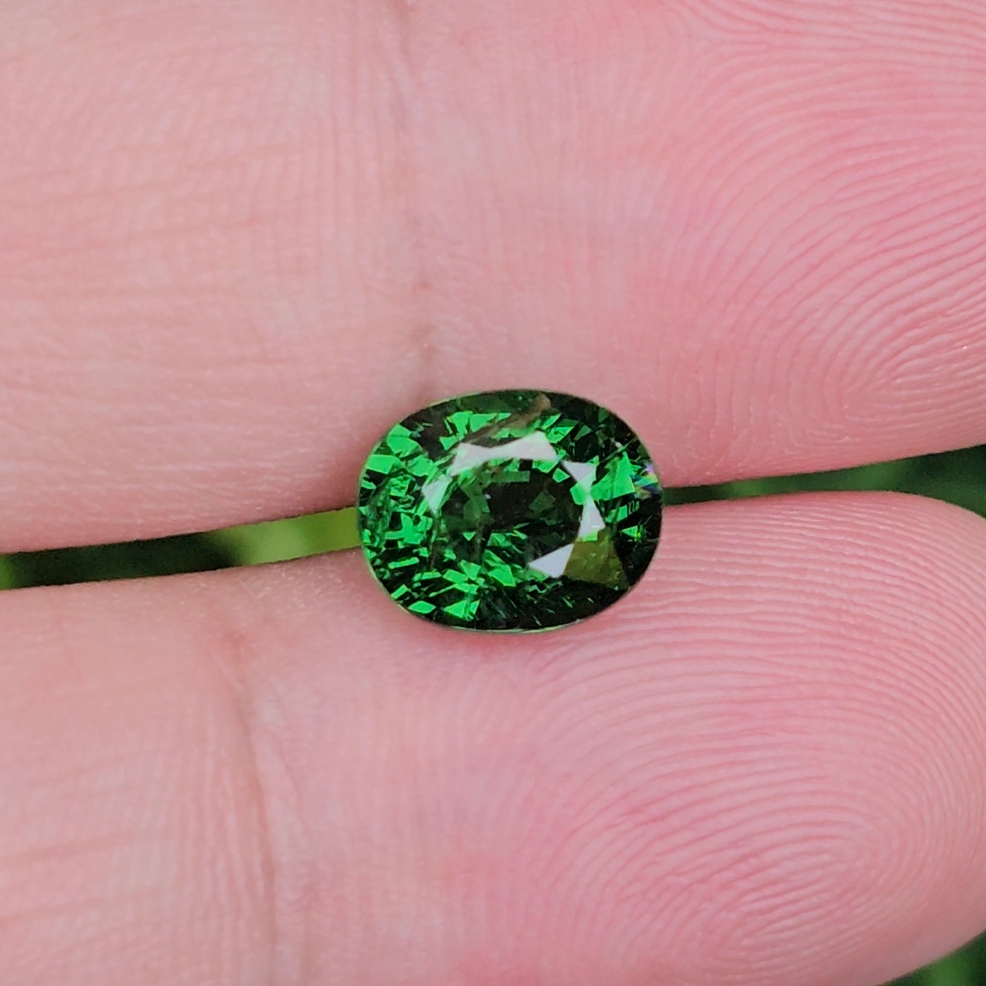 พลอย ซาโวไรท์ Tsavorite Garnet 2.98 กะรัต (Cts.) ดิบ Unheated อัญมณีมงคลประจําวันเกิด เครื่องประดับพลอย