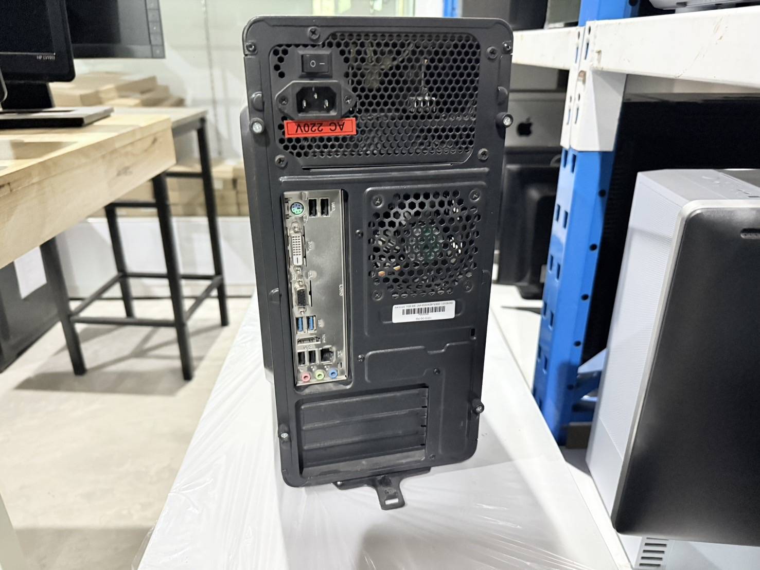 Aerocool V3X-BK (A4-6300/4GB*2/SSD 120GB/HDD 160GB)