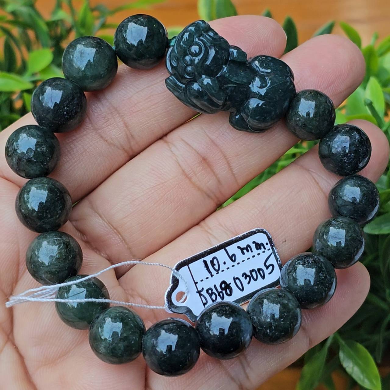 JB6803005 หยก พม่า แท้ Jade กำไล ปี่เซียะ ประคำหยก 10.6 มม. (Jadeite Beads Bracelet) พม่า (Myanmar)