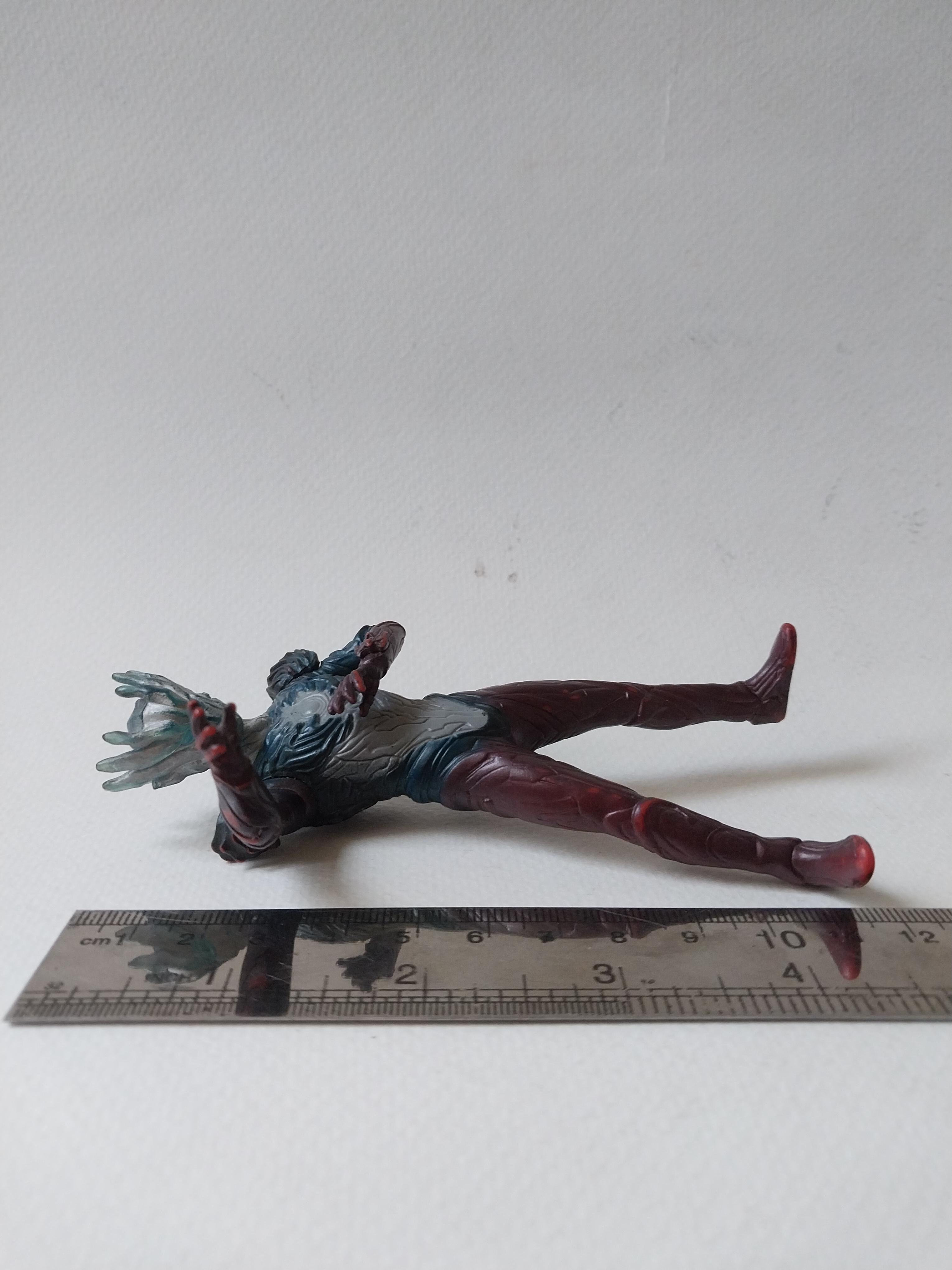 ฟิกเกอร์ ยางตัน ขนาดตามรูป งานจีน อุลตร้าแมนซาก้า ร่างรวม อุลตร้าแมนไดน่า, ซีโร่ และ คอสมอส สภาพดี มีรอยถลอกบ้าง