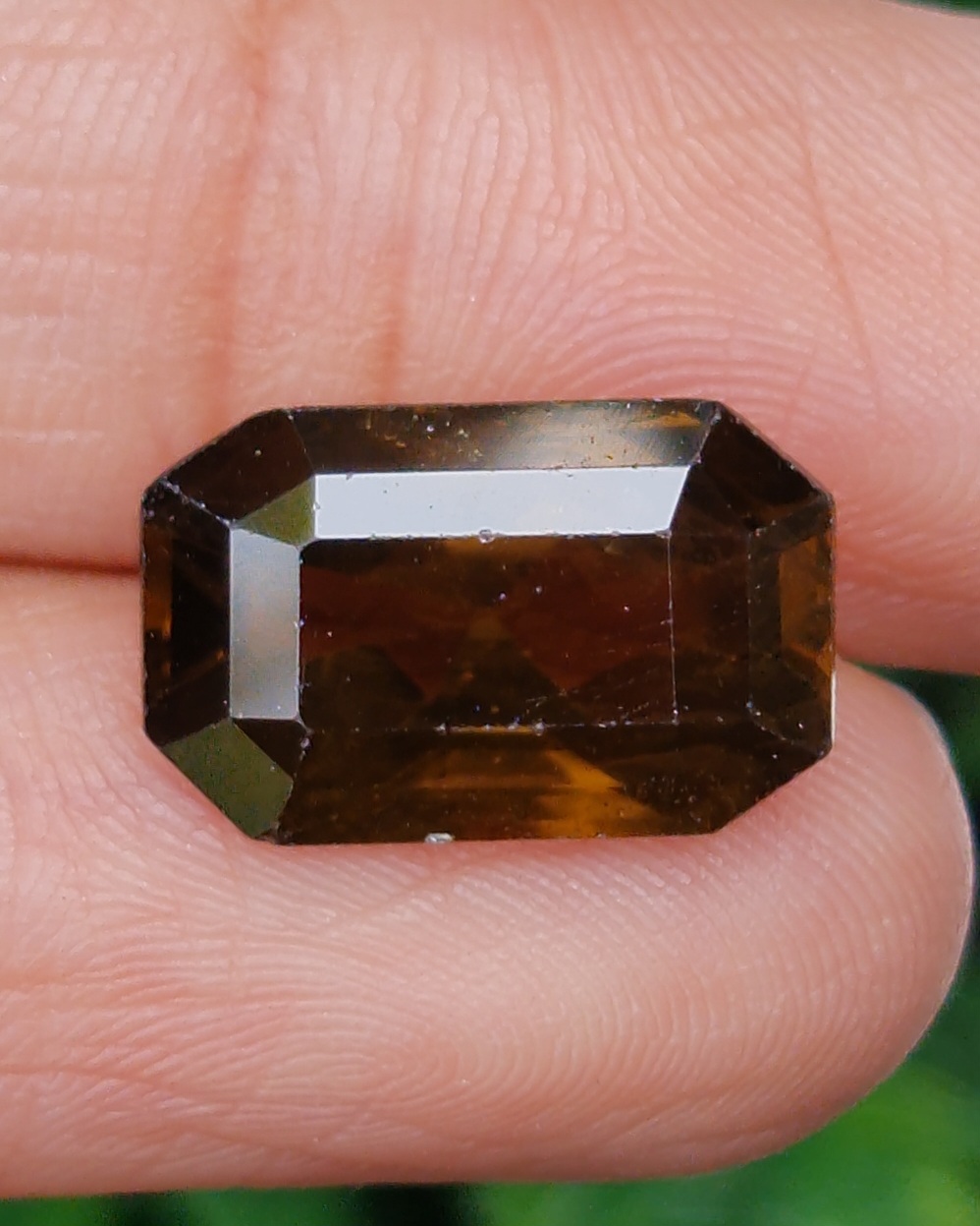 พลอย สโมกกี้ ควอตซ์ Smoky Quartz 9.39 กะรัต(Cts.) พลอยแท้อัญมณีมงคล ประจําวันเกิด เครื่องประดับพลอย