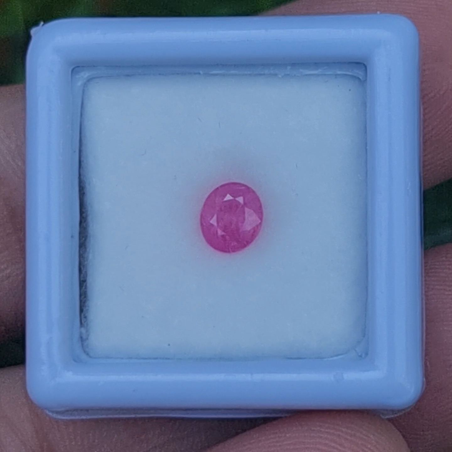 พลอย ชมพู พิ้ง แซฟไฟร์ Pink Sapphire 0.90 กะรัต (Cts.) พลอยแท้ อัญมณีมงคลประจําวันเกิด เครื่องประดับพลอย