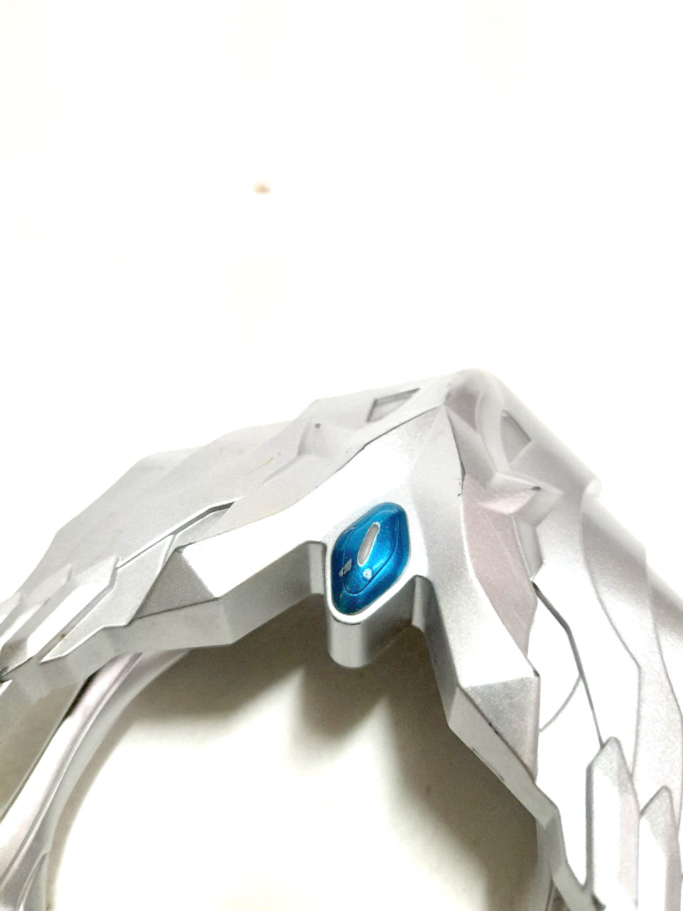 แคนดี้ทอย เกราะซีโร่ อาร์เมอร์ แยกได้2ชิ้น ส่วนบนพับกางหุบได้ มือสอง ขนาดตามรูป มีรอยบ้าง