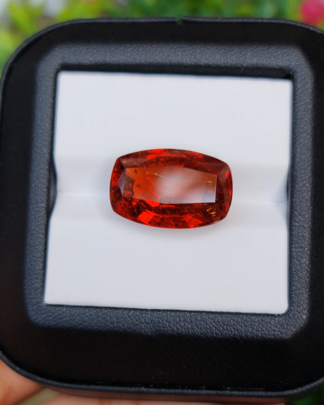 พลอย สเปสซาร์ไทต์ Spessartite Garnet 18.28 กะรัต Cts. พลอยแท้ อัญมณีมงคลประจําวันเกิด เครื่องประดับพลอย