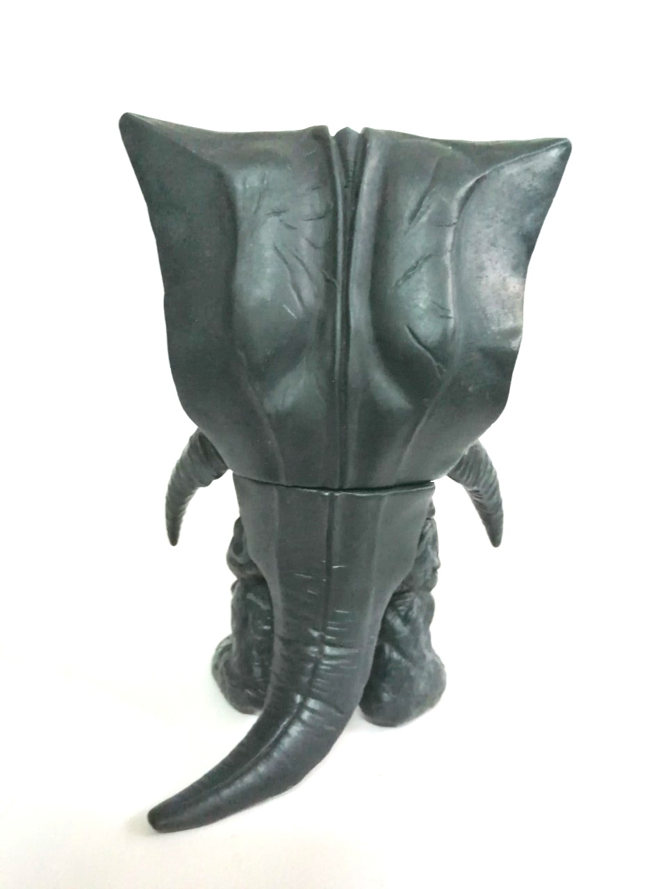 ซอฟ 7 นิ้ว การ์ซอร์ท สัตว์ประหลาดจากอุลตร้าแมนทีก้า ตัวใหญ่่ ลงสีสวย มีรอยเล็กน้อย