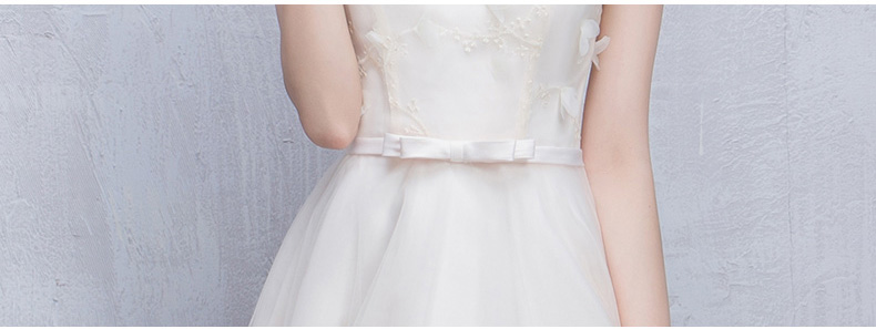 Pre-order ชุดเพื่อนเจ้าสาว สีครีม กระโปรงตาข่าย เชือกผูกหลัง