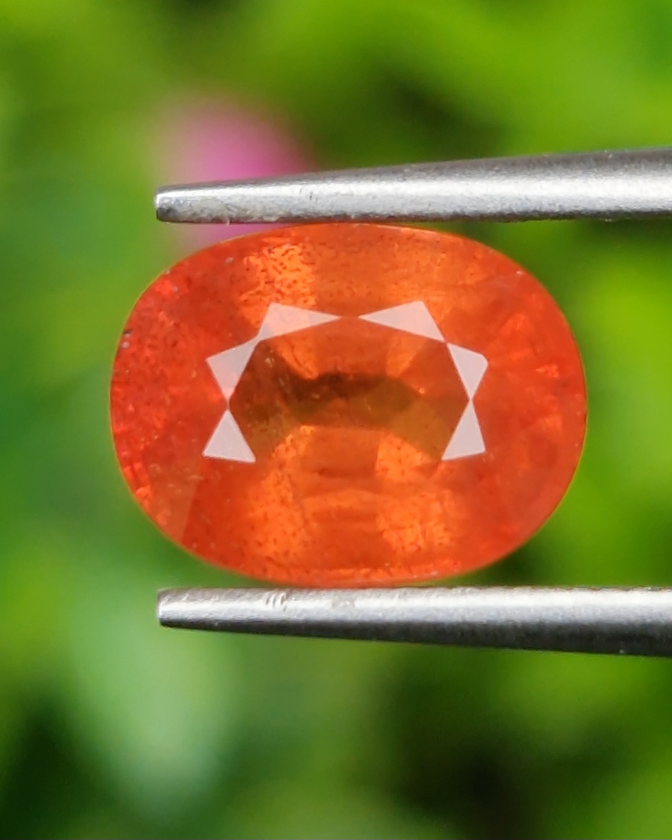 พลอย บุษราคัม Yellow Sapphire 3.22 กะรัต (Cts.) พลอยแท้ อัญมณีมงคลประจําวันเกิด เครื่องประดับพลอย