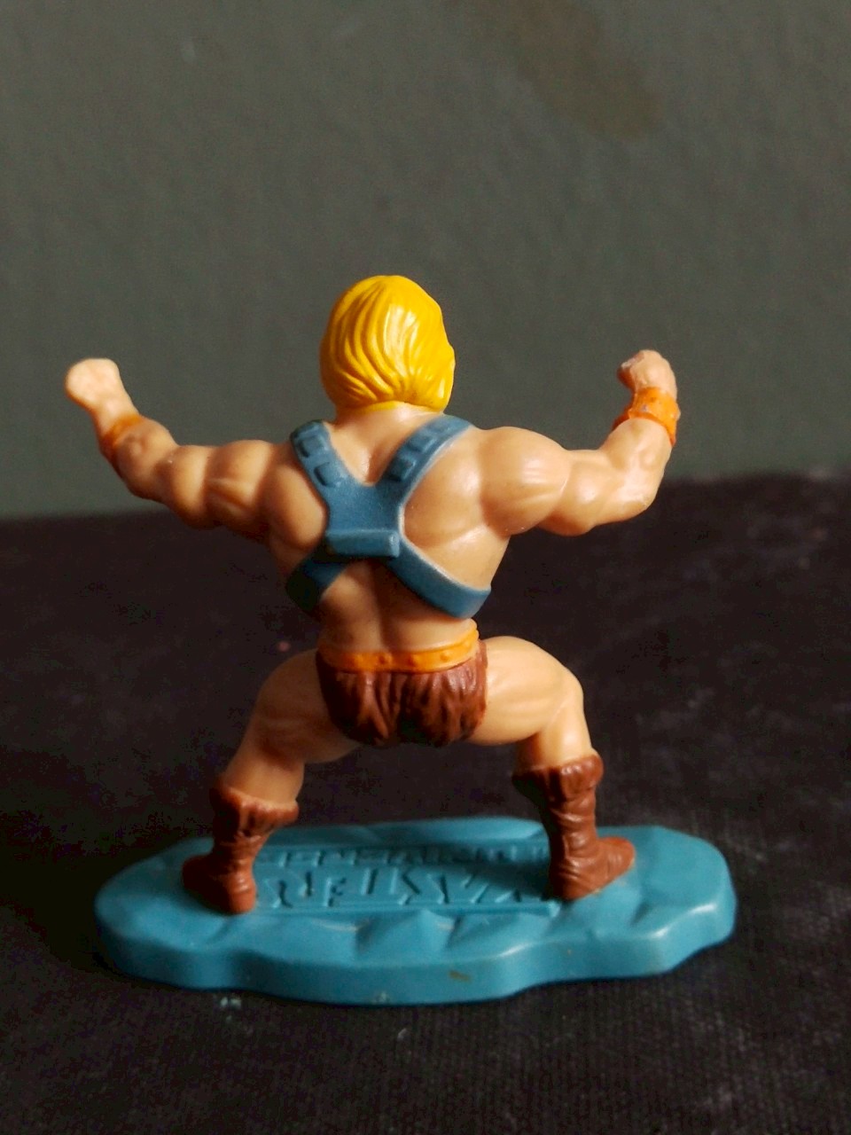 มีหลายภาพ ฟิกเกอร์ขนาดประมาณ 5 ซม. ฮีแมน **อาวุธหัก ของมีตามภาพ he-man