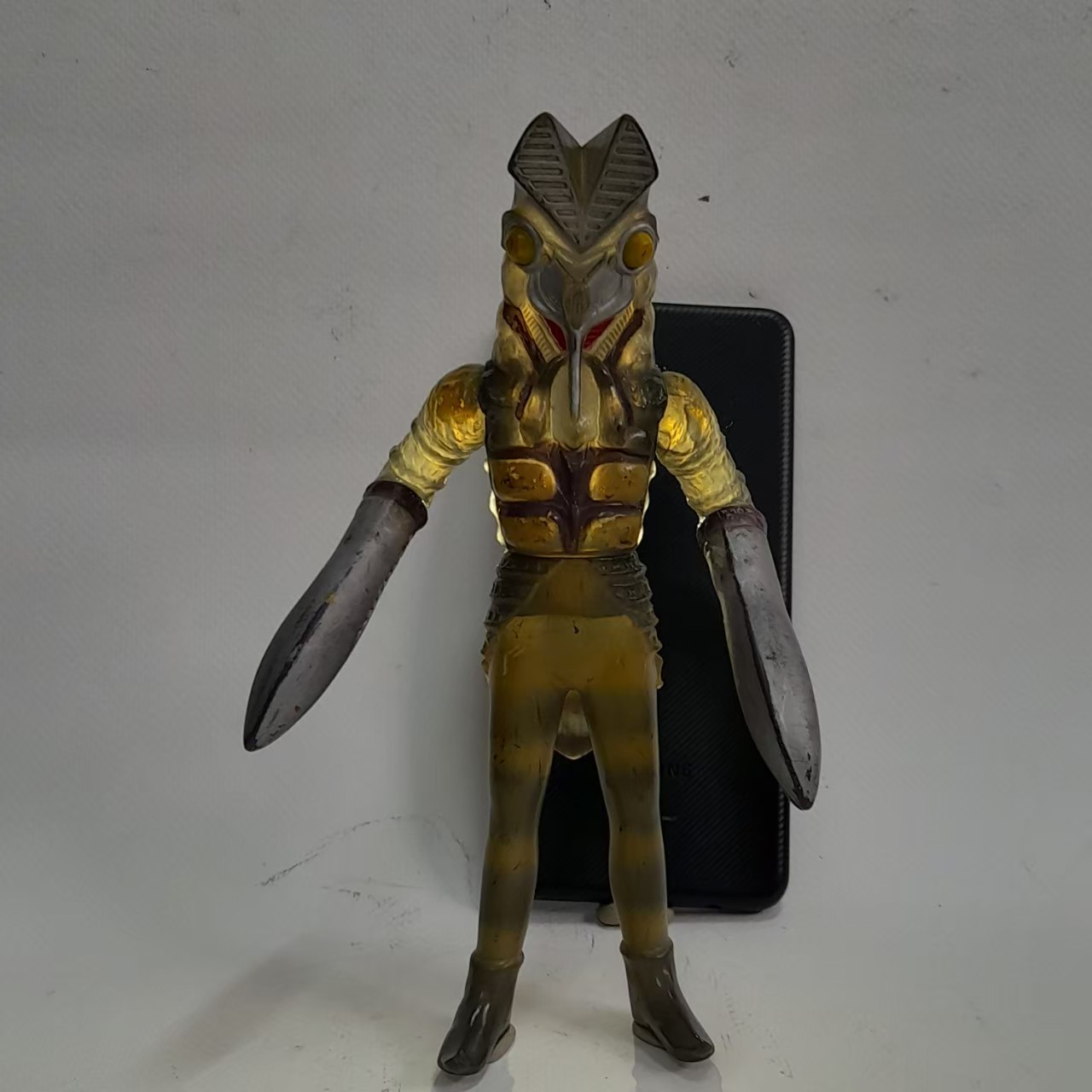 ซอฟ 6.5-7นิ้ว มีหลายภาพ มนุษย์ดาวบัลตั้น ตัวพิเศษ ตัวใส ทำสี จาก อุลตร้าแมน1 มือสองสภาพดี มีรอยบ้าง ค่อนข้างหายาก