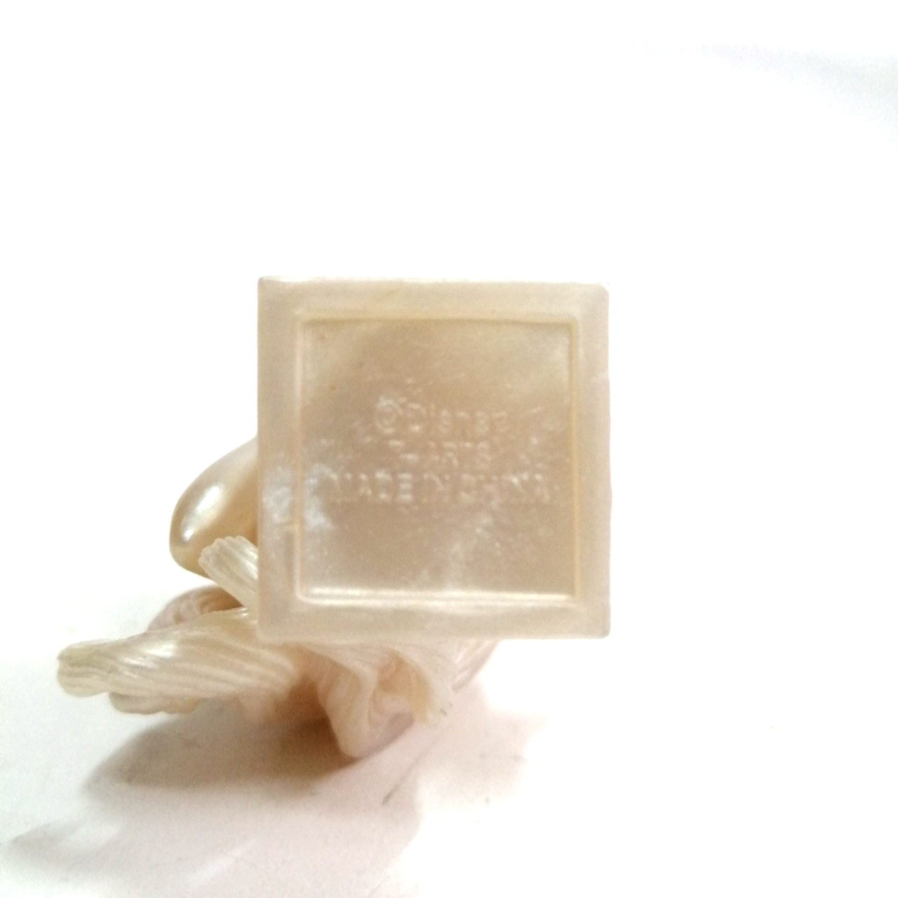 กาชาปอง รูปปั้น bust ครึ่งตัว เจ้าหญิงดีสนีย์ สีมุก เจ้าหญิงออโรร่า (เจ้าหญิงนิทรา) สภาพดี ของมีใบปิดตามภาพ