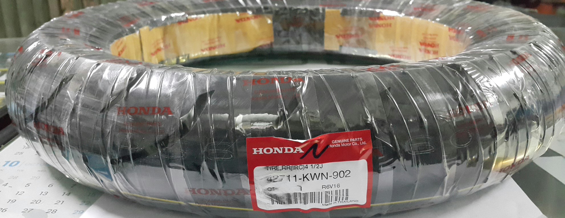 ยางนอกล้อหลัง PCX125-150(IRC)เบอร์ 100/90-14