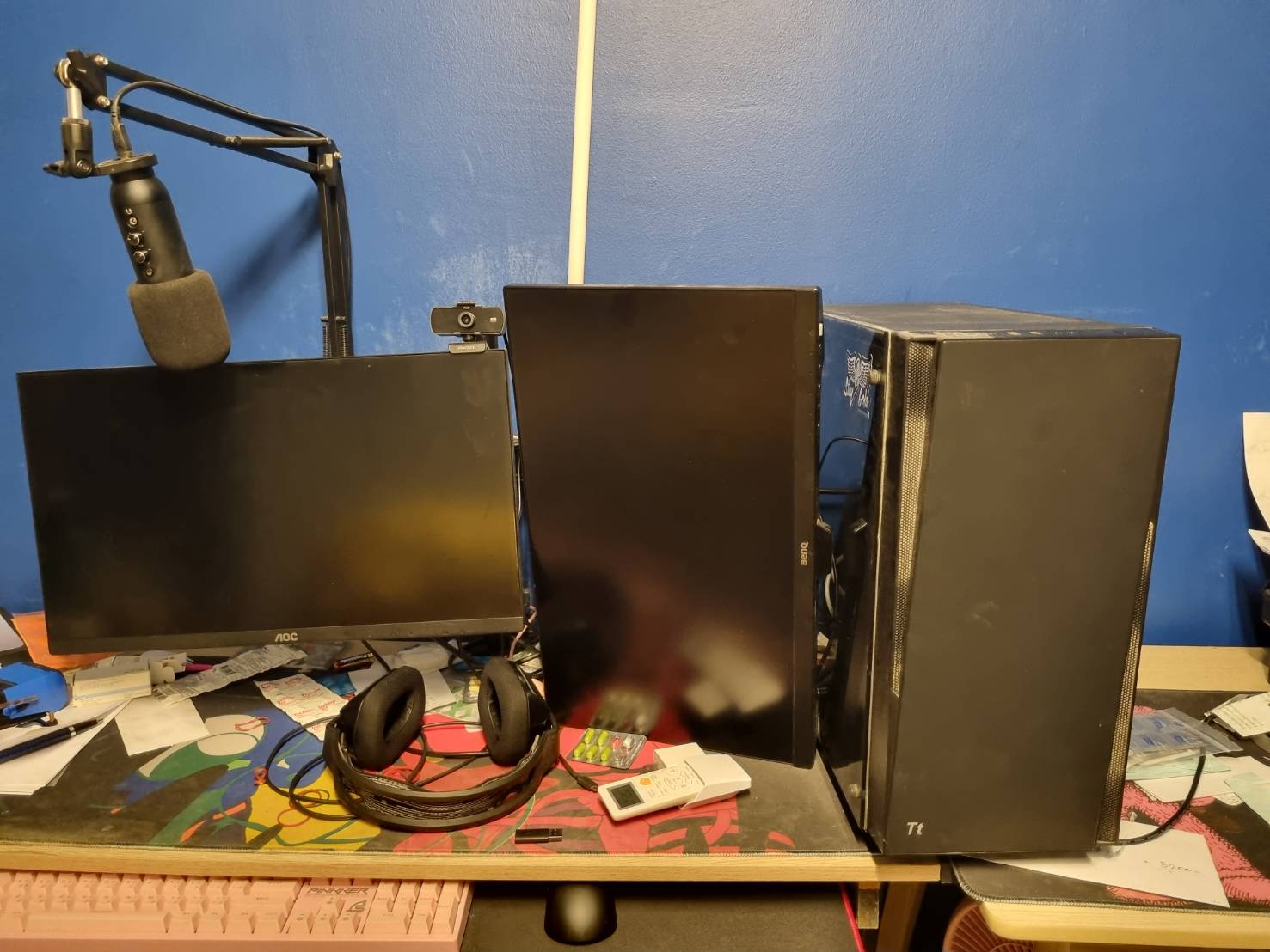 PC ประกอบ i5 gen12th ram 32GB SSD 256GB RTX 2060 + จอ Benq 22 นิ้ว + จอ aoc 22 นิ้วมีไบทส์ ด้านล่าง