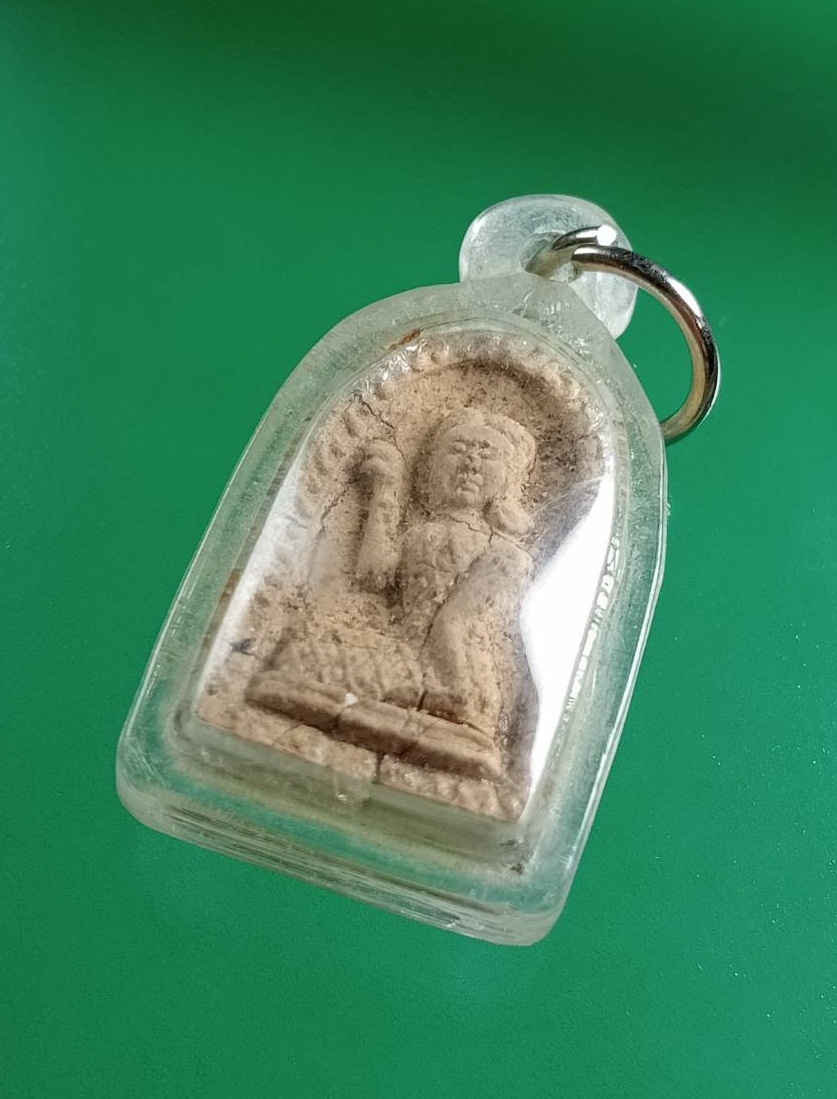 ผ3011 พระผงนางกวัก กวักเงิน กวักทอง ไม่ทราบที่