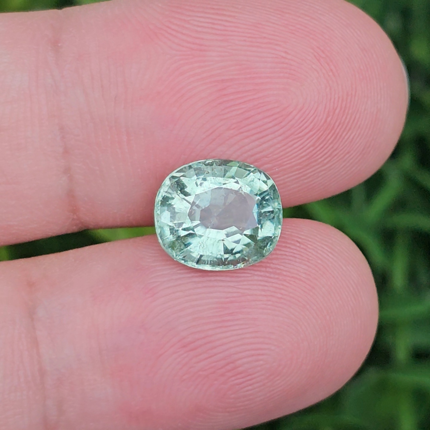 พลอยทัวร์มารีน (Tourmaline) 3.69 กะรัต (Cts.) พร้อมใบเซอร์ อัญมณีมงคลประจําวันเกิด เครื่องประดับพลอย