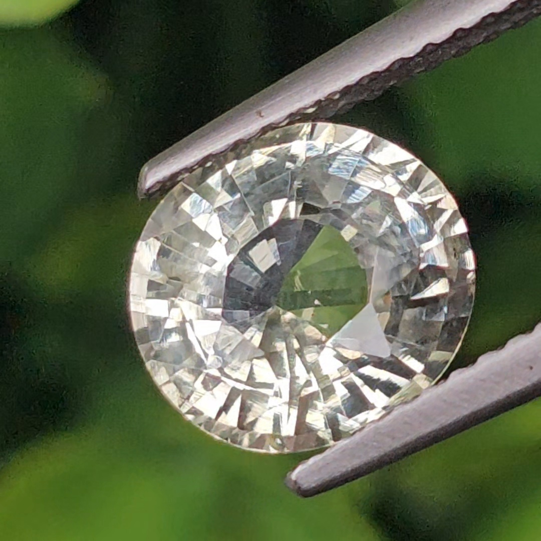 พลอย บุษราคัม yellow sapphire 3.17 กะรัต (Cts.) ดิบ (Unheated) พร้อมใบเซอร์ พลอยแท้ อัญมณีมงคลประจําวันเกิด เครื่องประดับพลอย