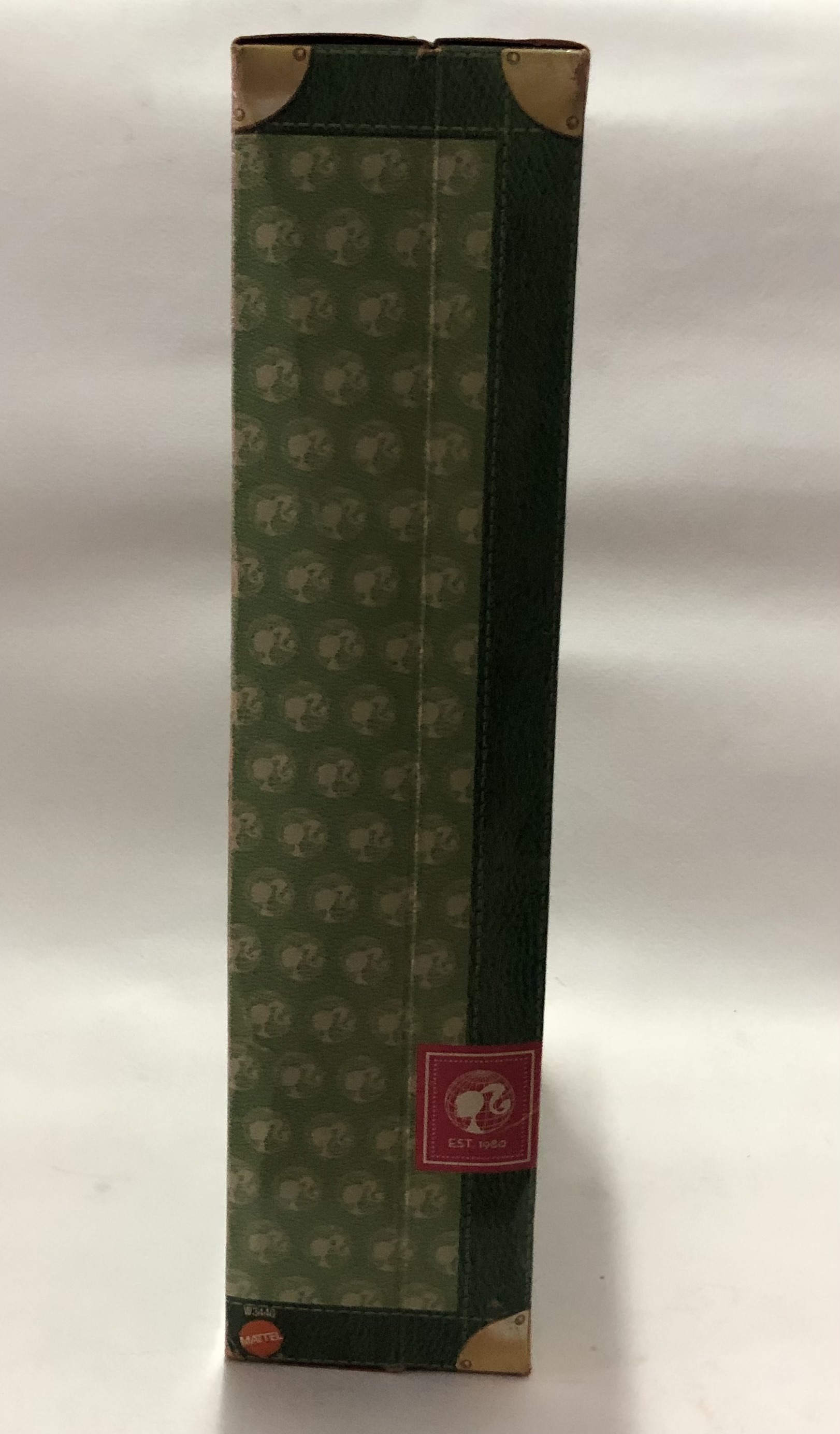 มือ1 เก่าเก็บในกล่อง **กล่องมีตำหนิ ตุ๊กตาบาร์บี้ รุ่น Dolls of the World ตุ๊กตาไอร์แลนด์ Ireland