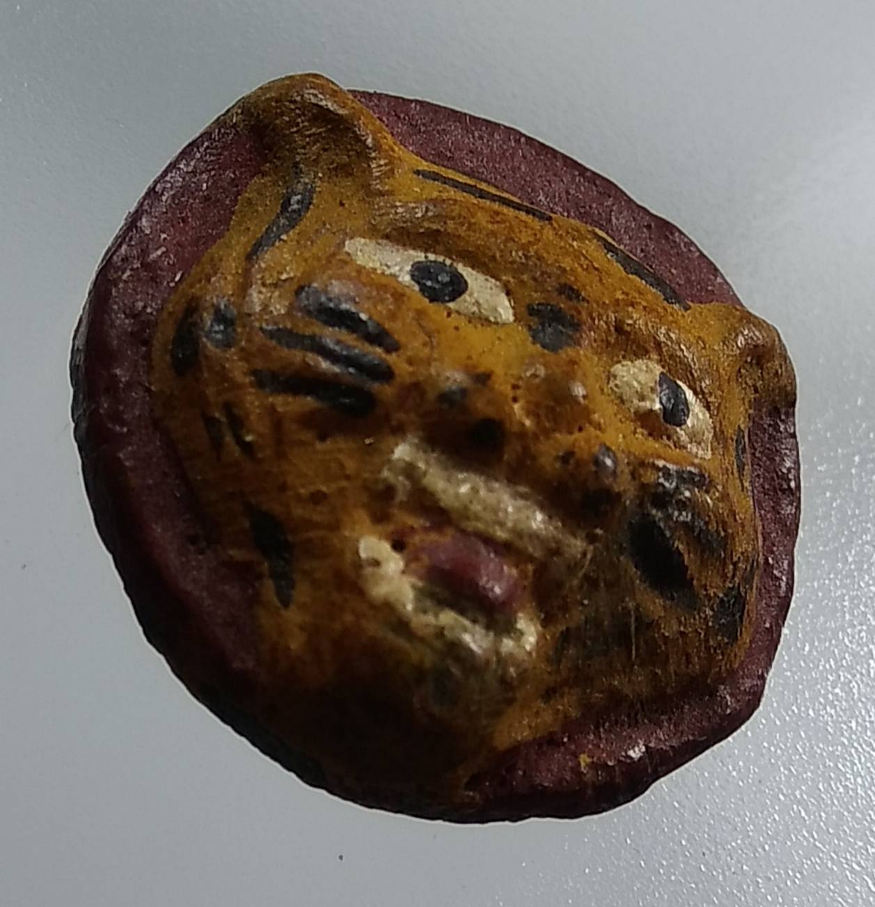 ร012 หน้ากากเสือ เนื้อดิน ไม่ทราบที่ครับ