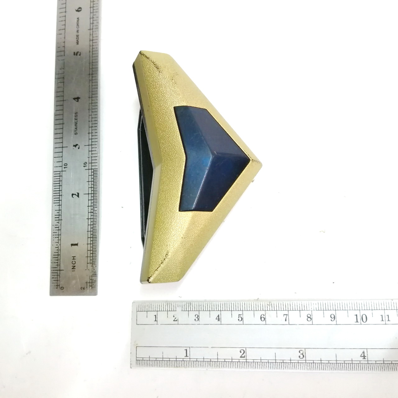 อุปกรณ์แปลงร่าง อุลตร้าแมนไกอา ไม่ใช่DX เป็นงานPG แบบกดแล้วไฟติดเฉยๆ ไม่มีเสียง (ย้ำ ไม่ใช่งาน DX) ***มีตำหนิ ตามภาพ