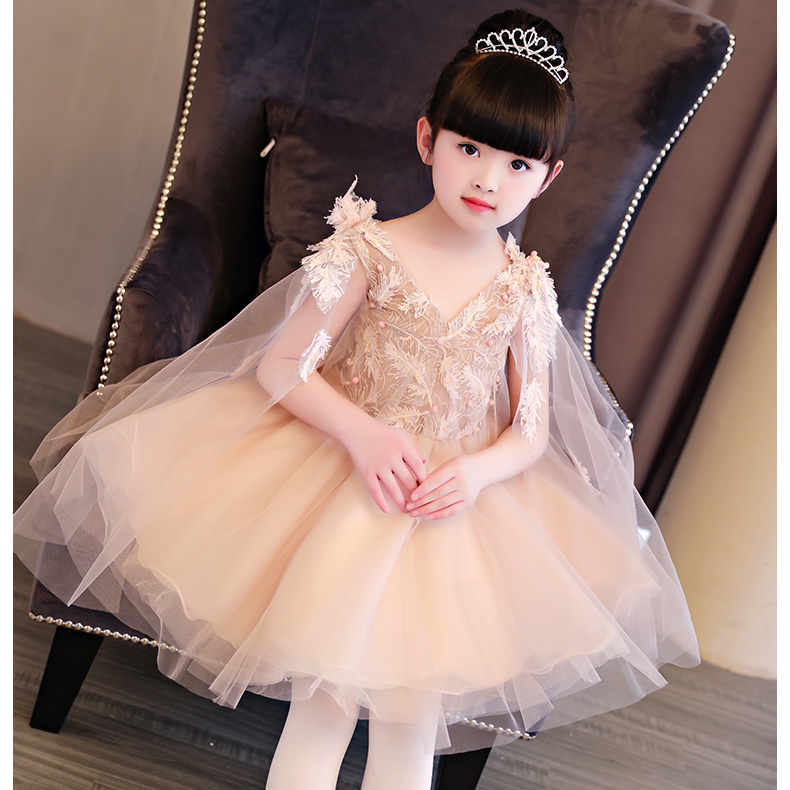 Pre-order ชุดราตรีเด็ก แขนกุด แต่งขนนกช่วงบน กระโปรงตาข่าย เชือกผูกหลัง น่ารักมาก