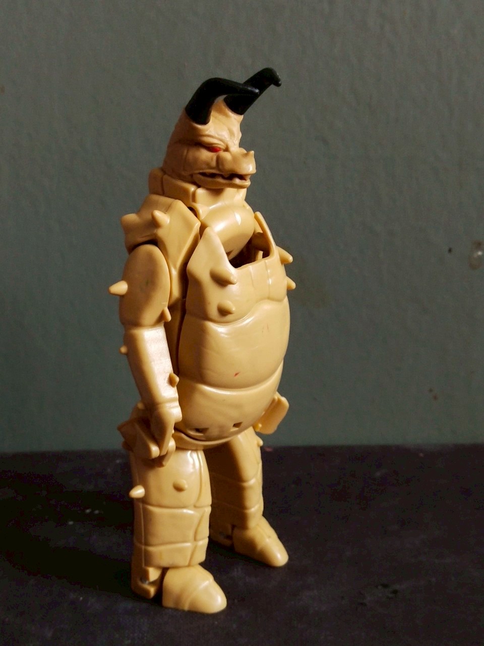 ฟิกเกอร์ ไข่ (ไคจูเอ้ก) ***ขาดมือแส้และหาง ขายตามสภาพ สัตว์ประหลาดคูดอน ขนาดตามรูป แปลงร่างได้ตามภาพ ของไม่ครบ